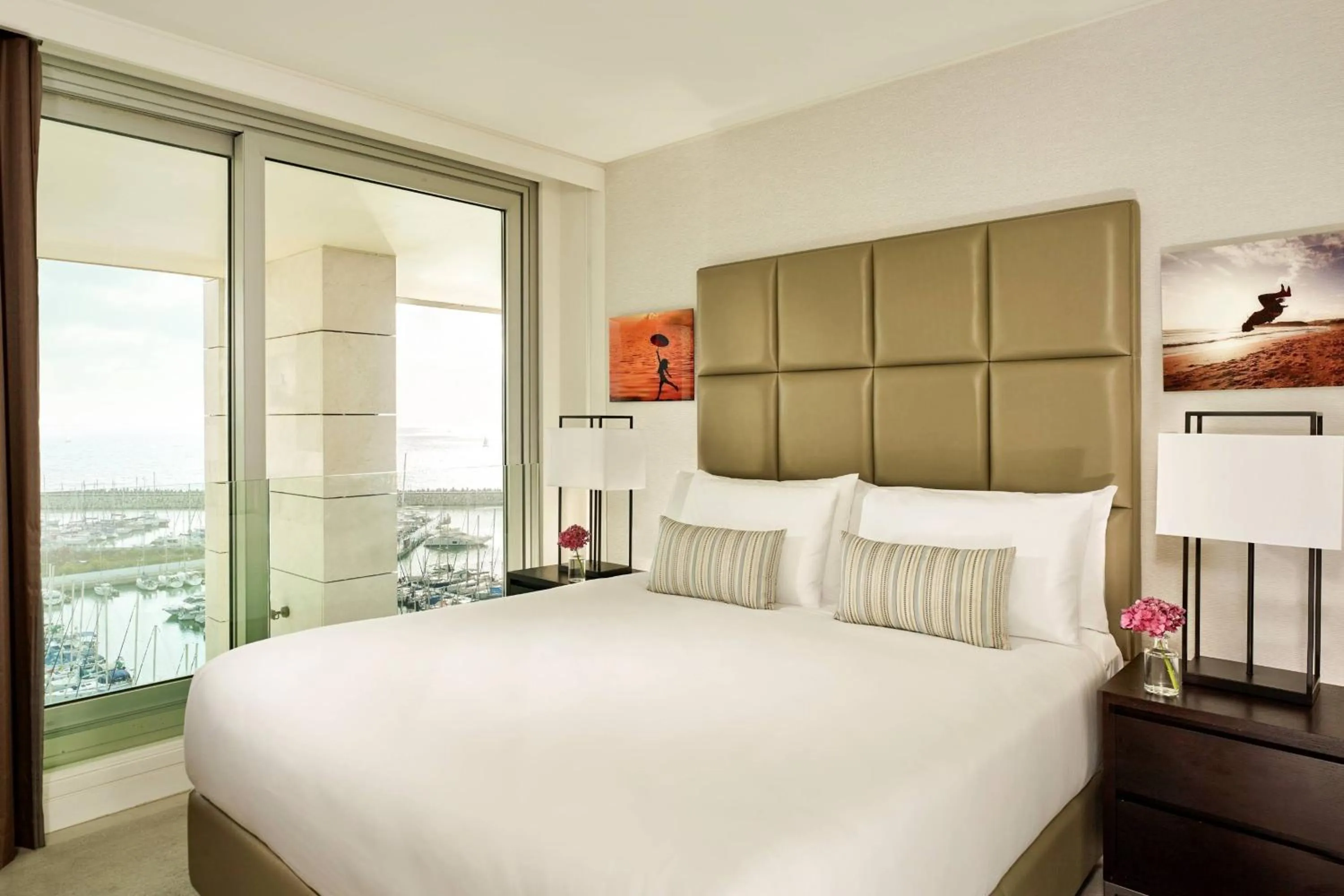 Bedroom, Bed in The Ritz-Carlton, Herzliya