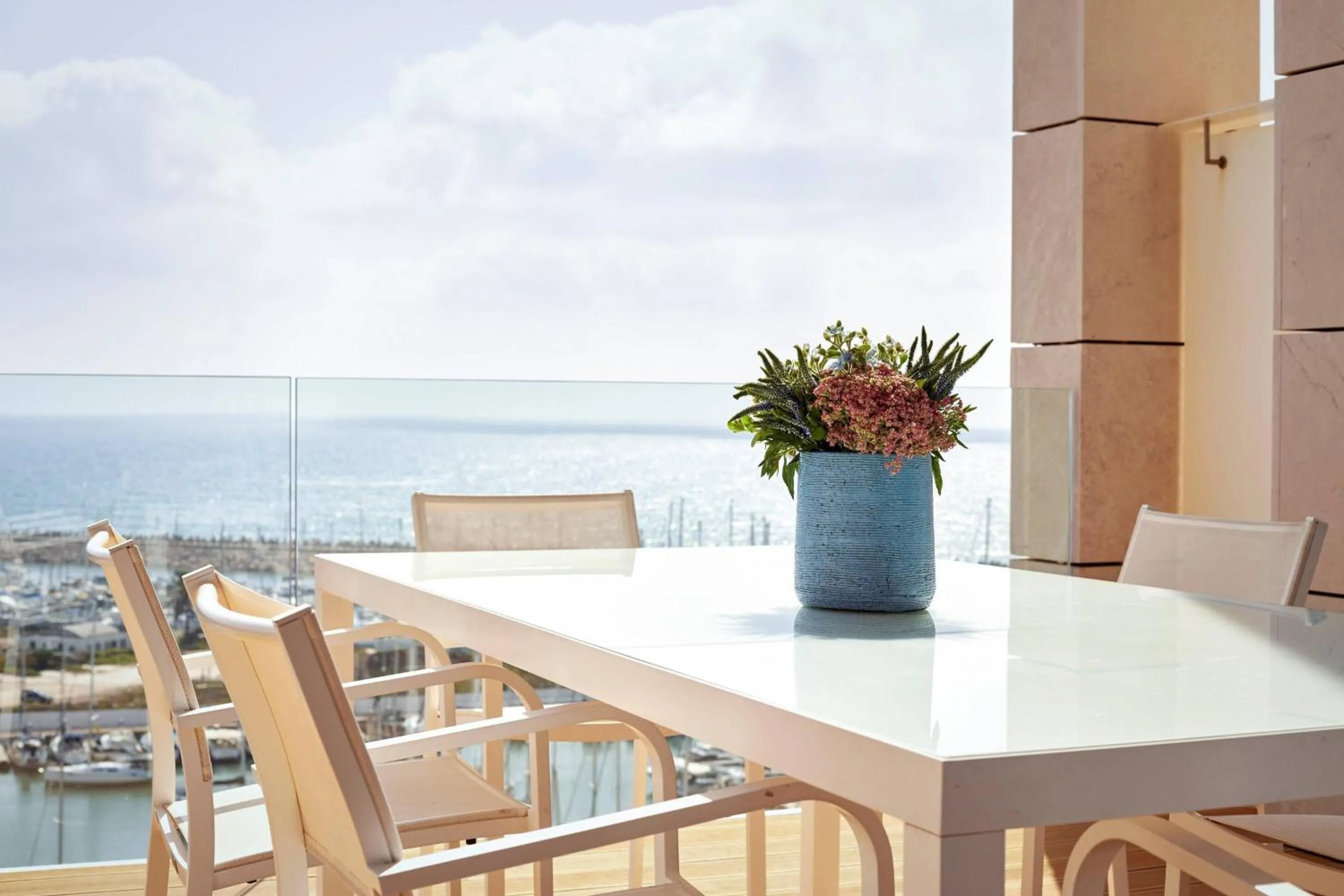 Bedroom in The Ritz-Carlton, Herzliya