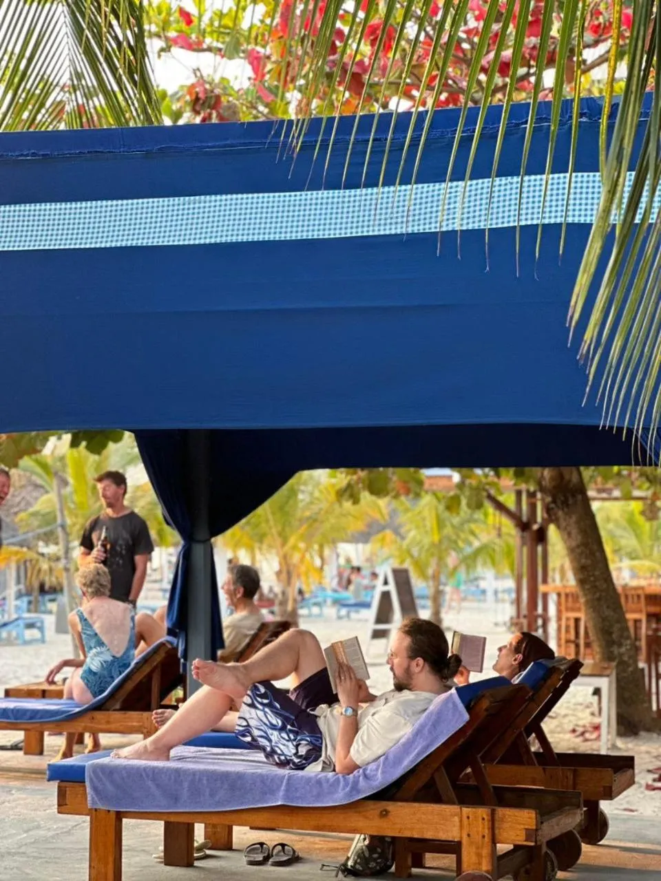 Day in Sunset Kendwa Beach Hotel