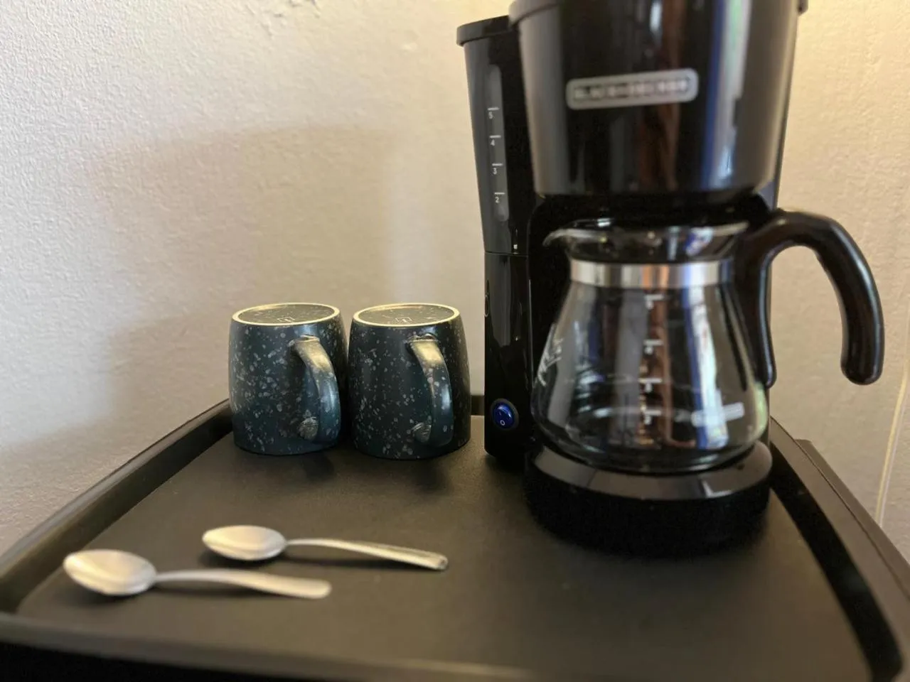 Coffee/tea facilities in Sunrise House