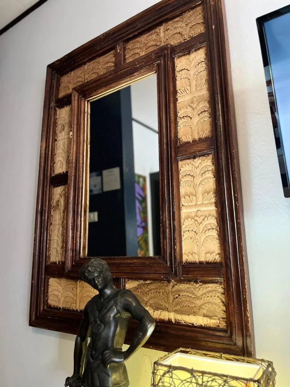 Decorative detail in Sunrise House