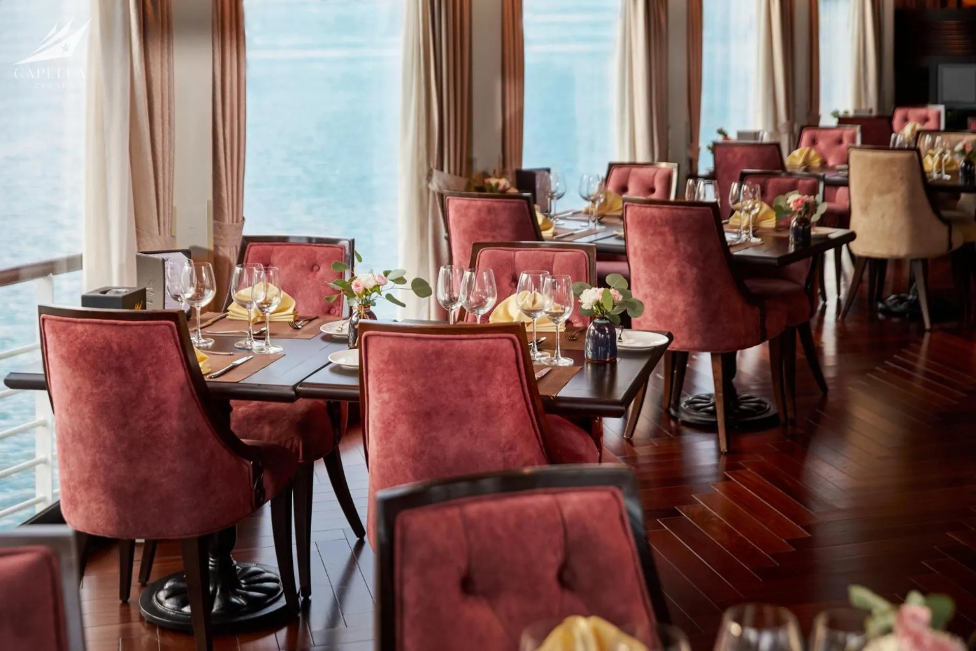 Restaurant/places to eat in Halong Capella Cruise - Member of Lyra cruise collection
