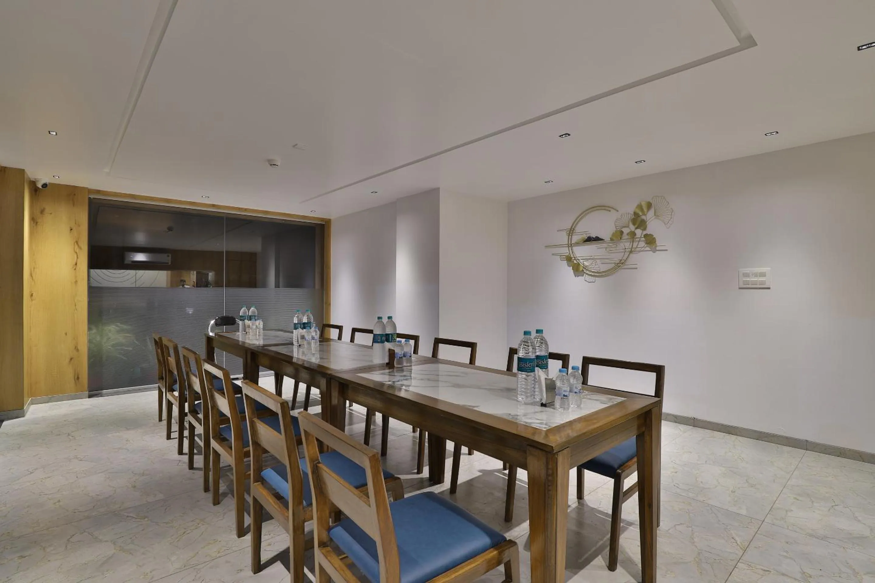 Meeting/conference room in 7 Orbit Hotel, Surat