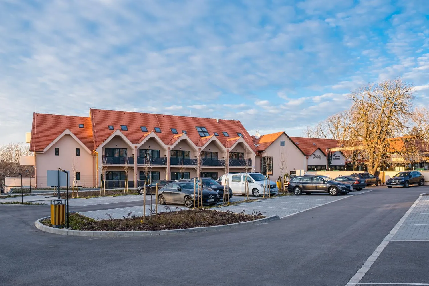 Property building in Kistücsök Food & Room