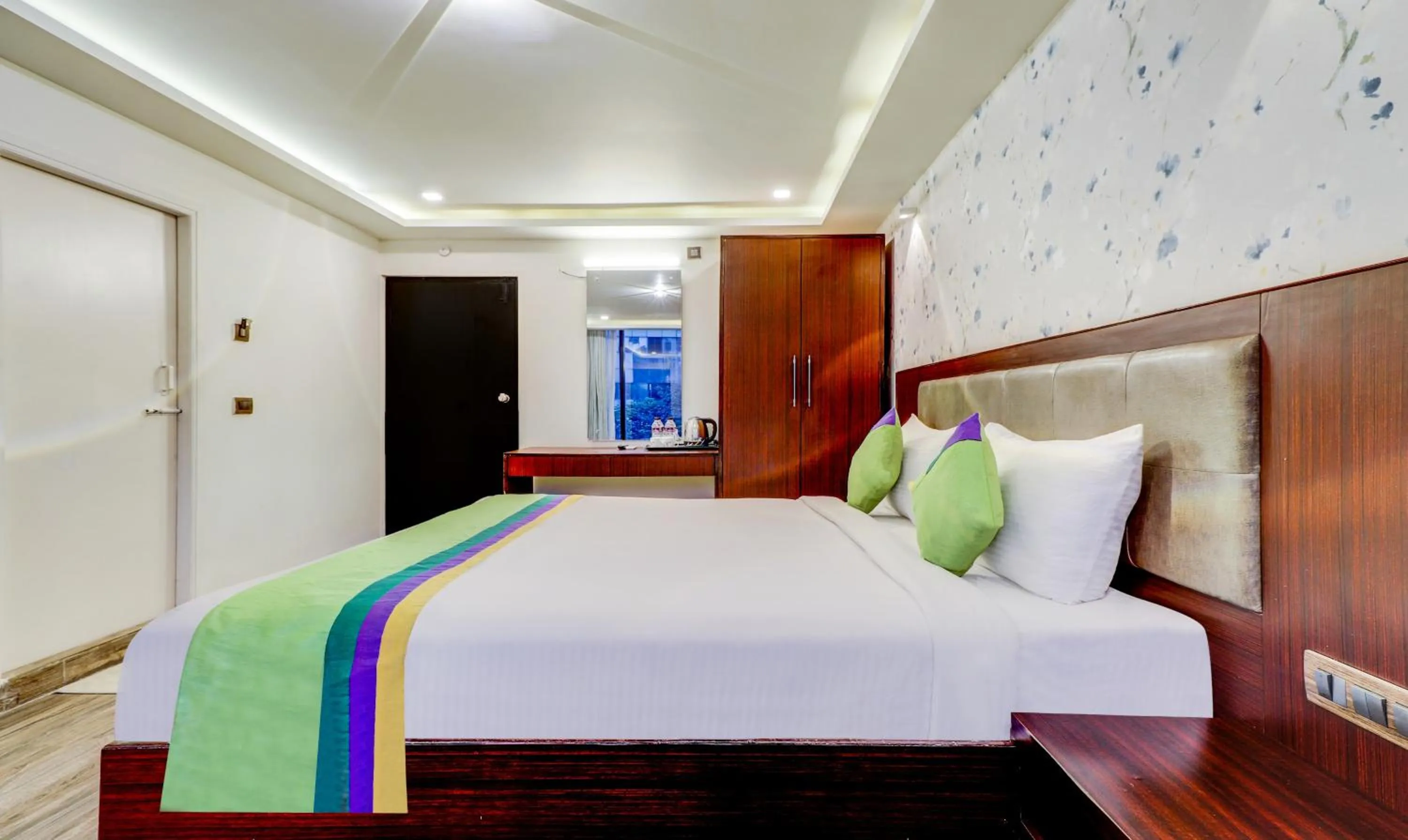 Photo of the whole room in Treebo Paul's Inn