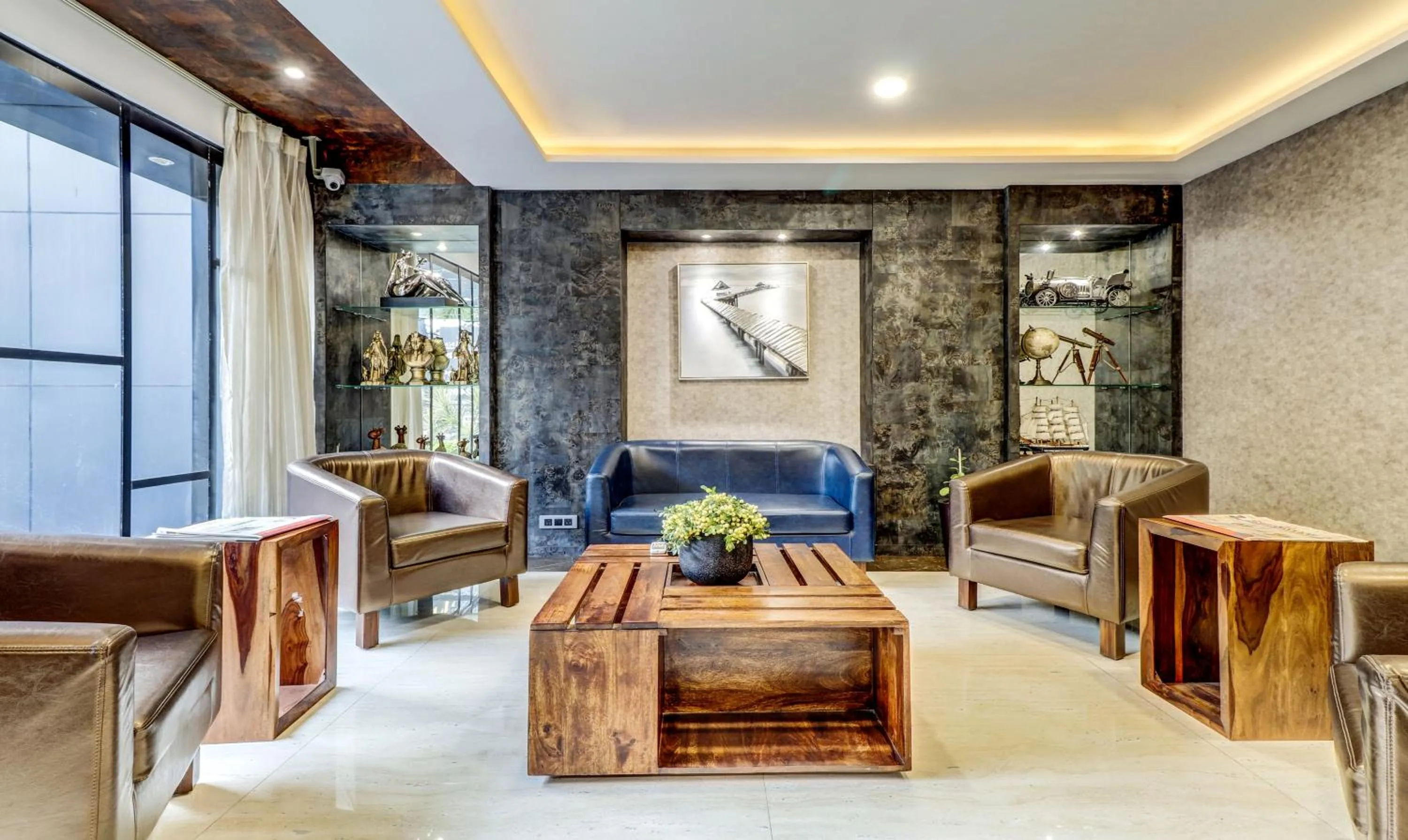 Seating area in Treebo Paul's Inn