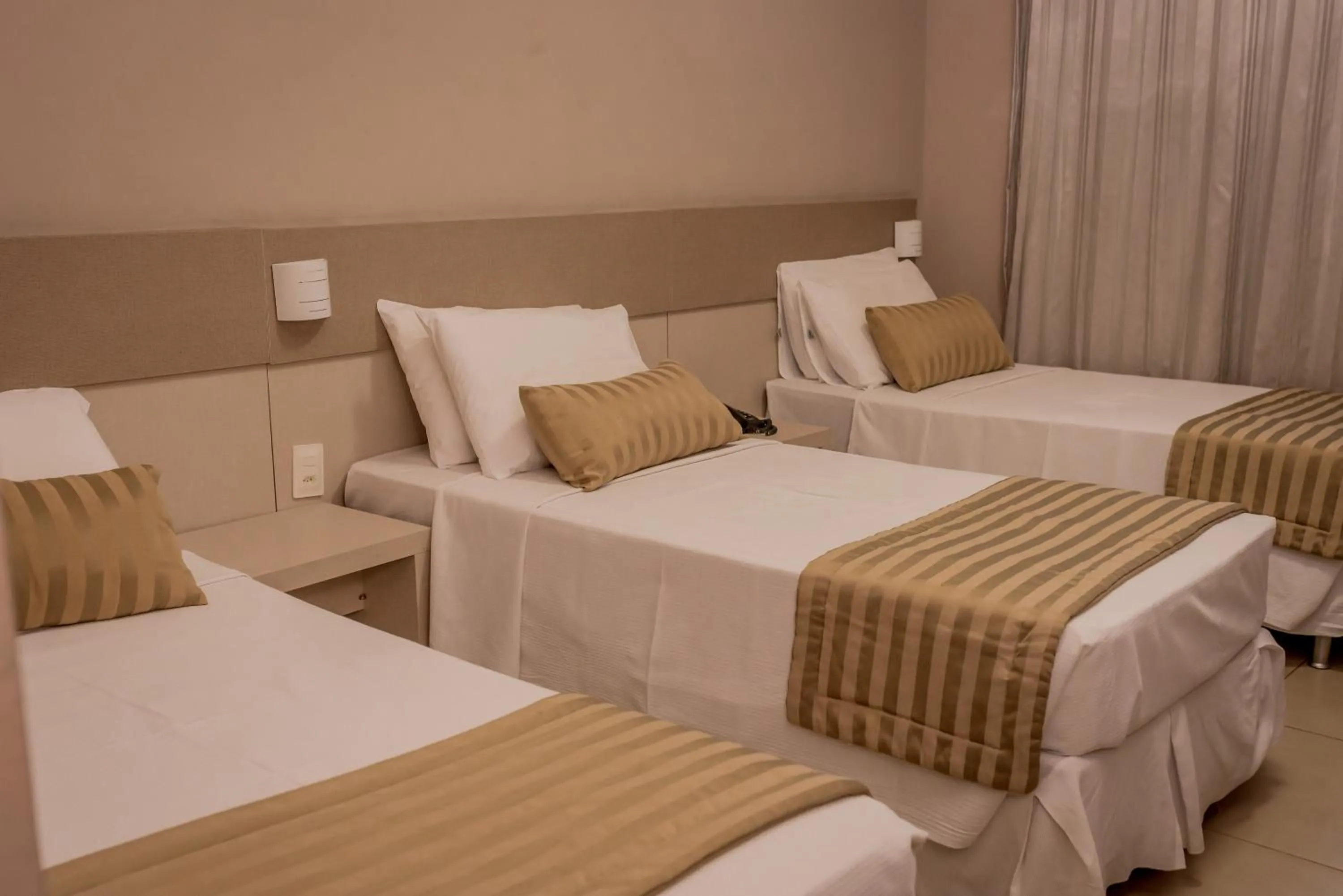 Bedroom, Bed in Fenix Hotel Araxá