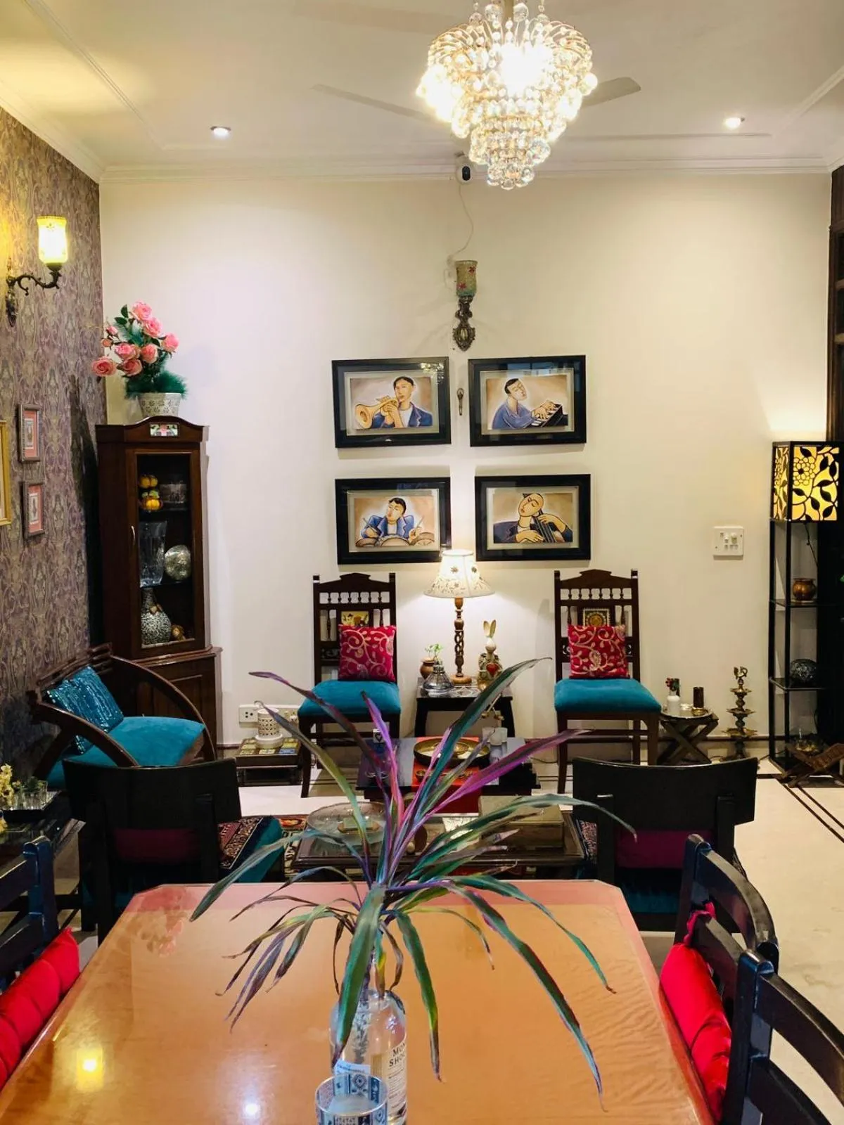 Seating area in Vandana's Bed and breakfast