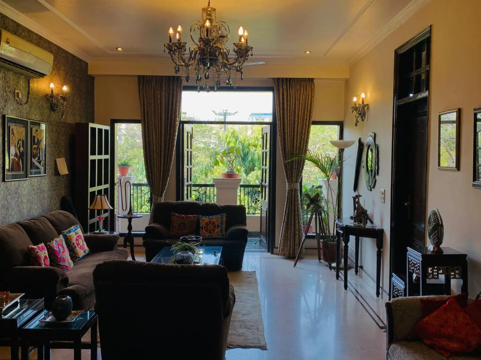 Living room in Vandana's Bed and breakfast