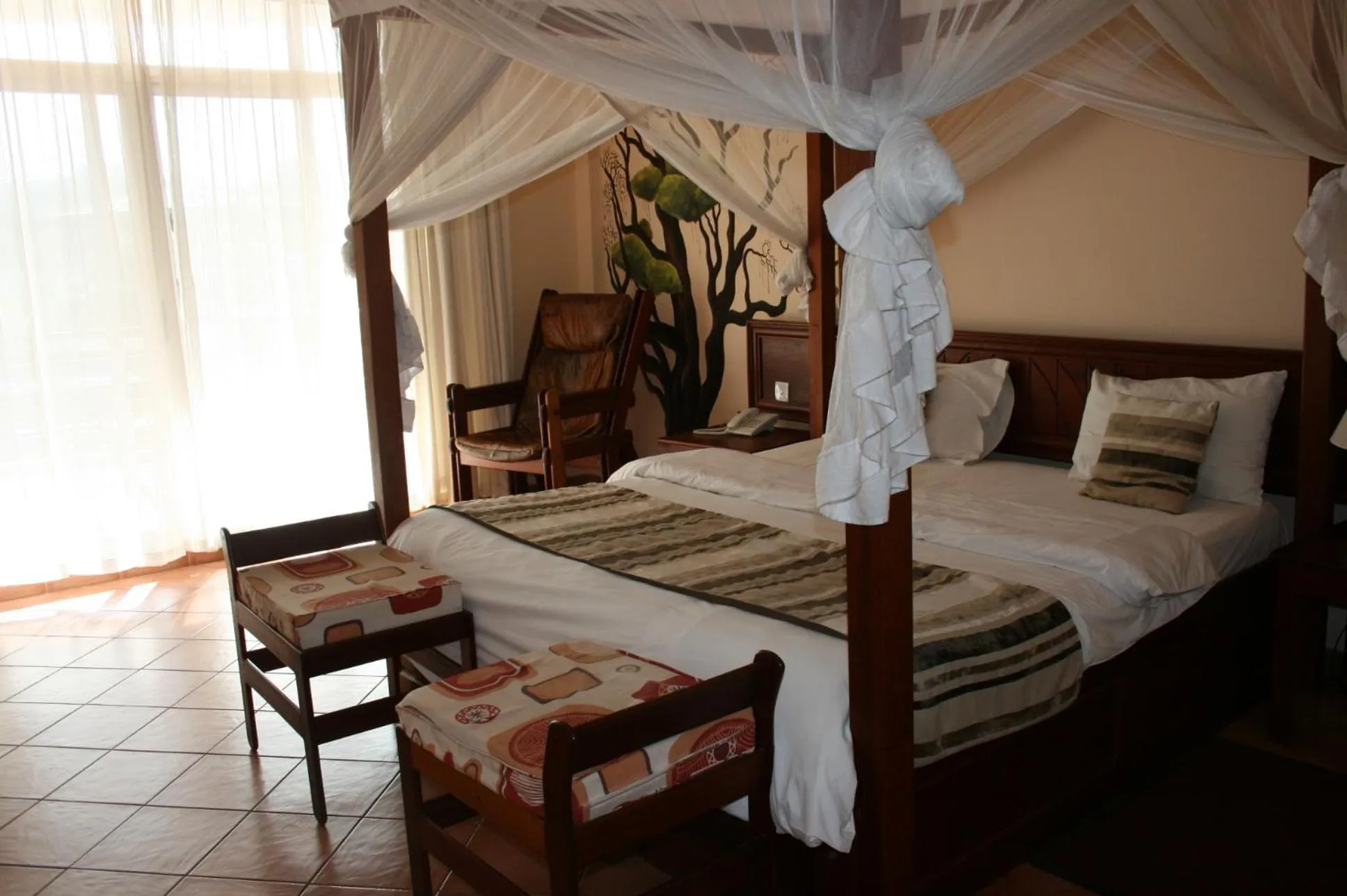 Bed in Ryan's Bay Hotel