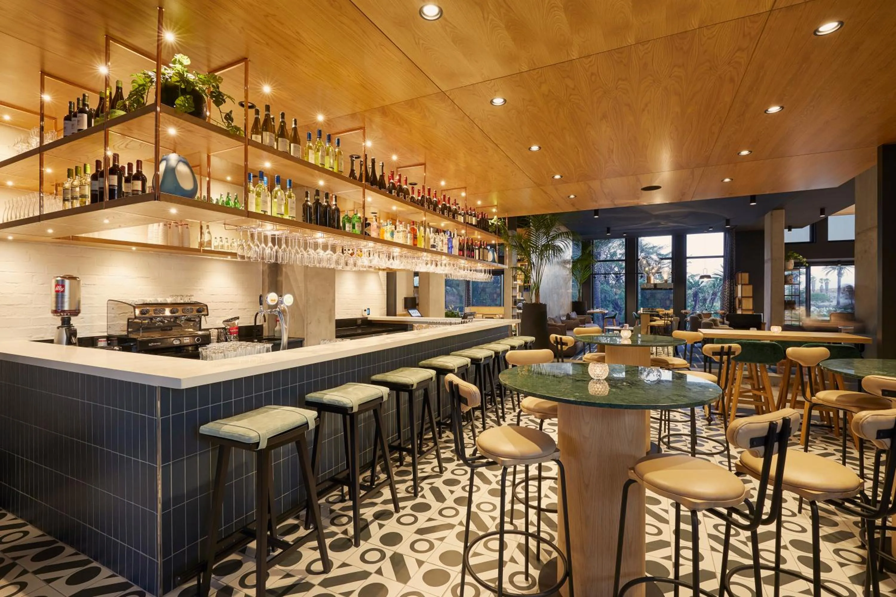 Restaurant/places to eat in Century City Hotel Bridgewater