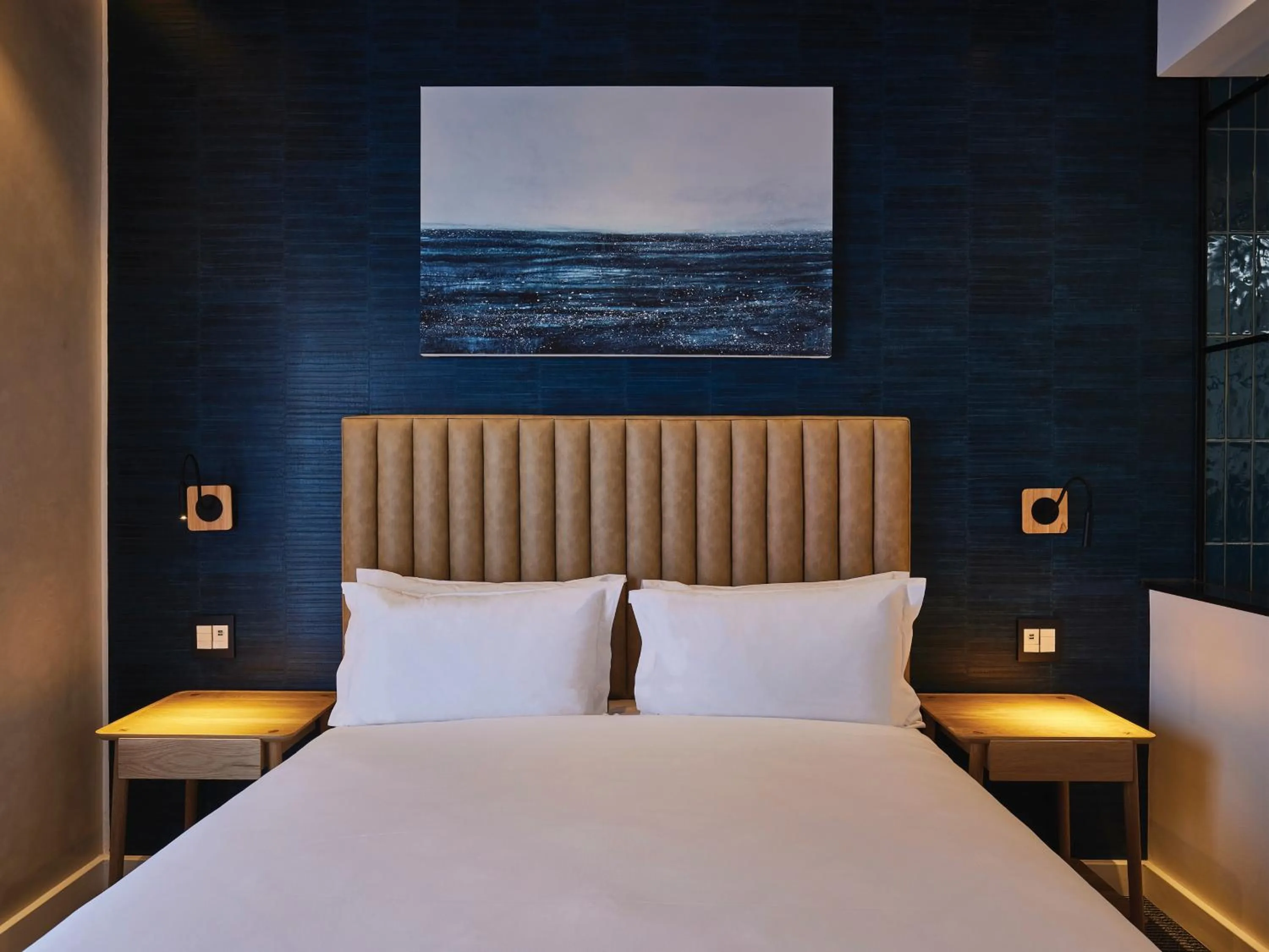 Bedroom, Bed in Century City Hotel Bridgewater