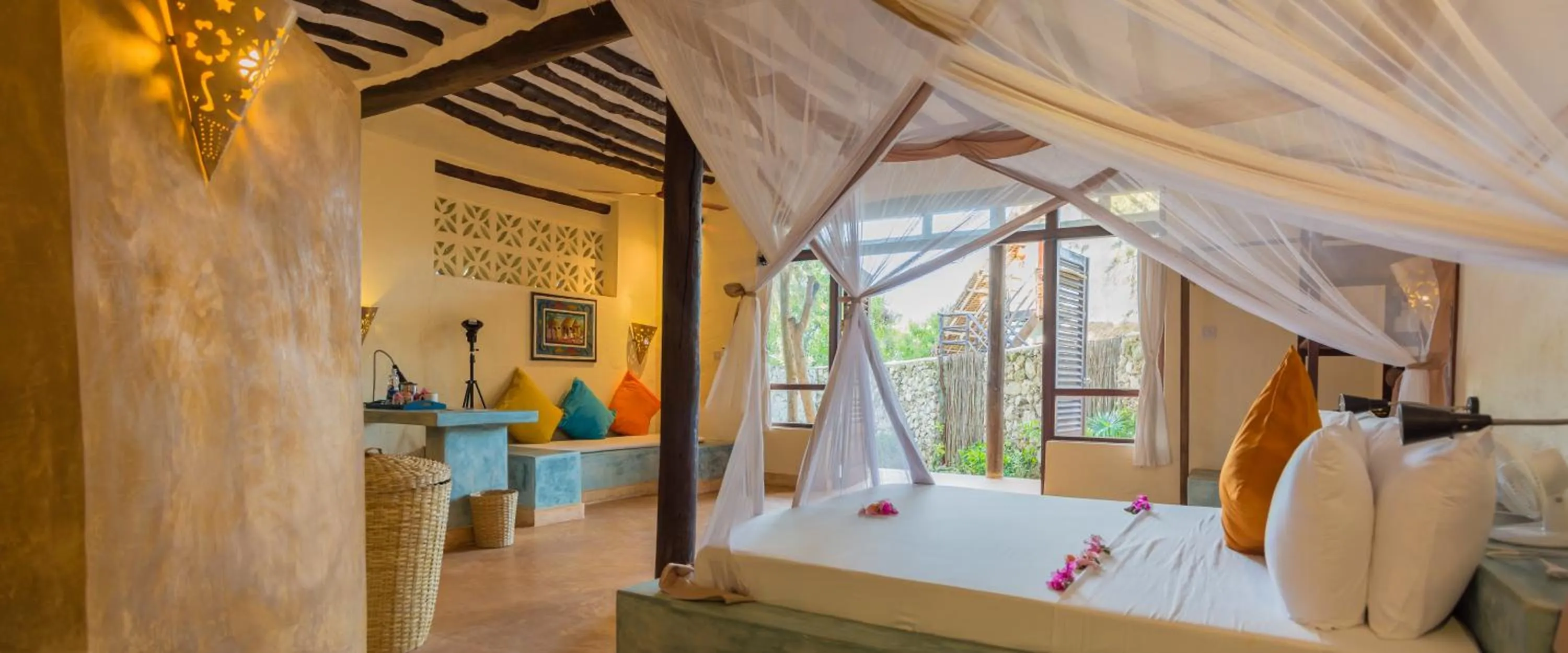 Bed in Sunshine Marine Lodge