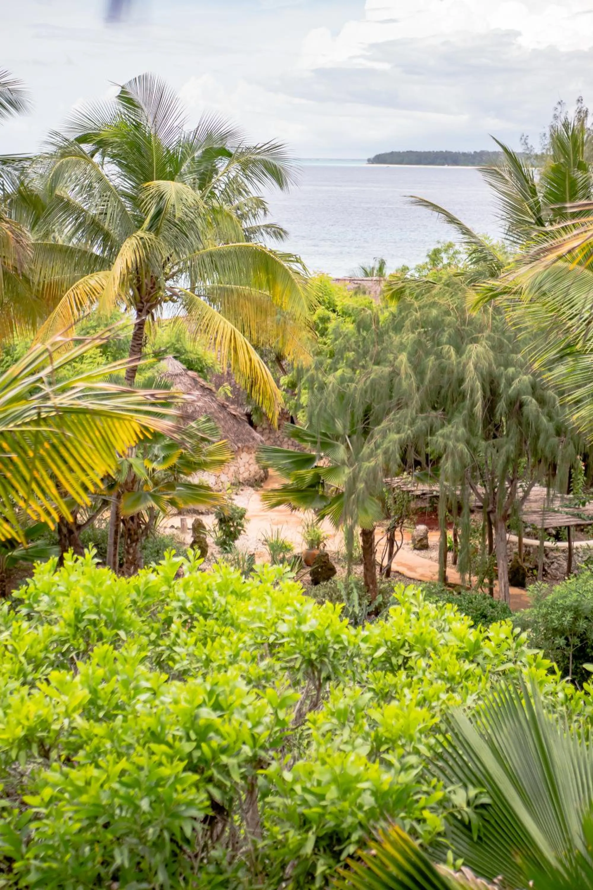 Property building in Sunshine Marine Lodge