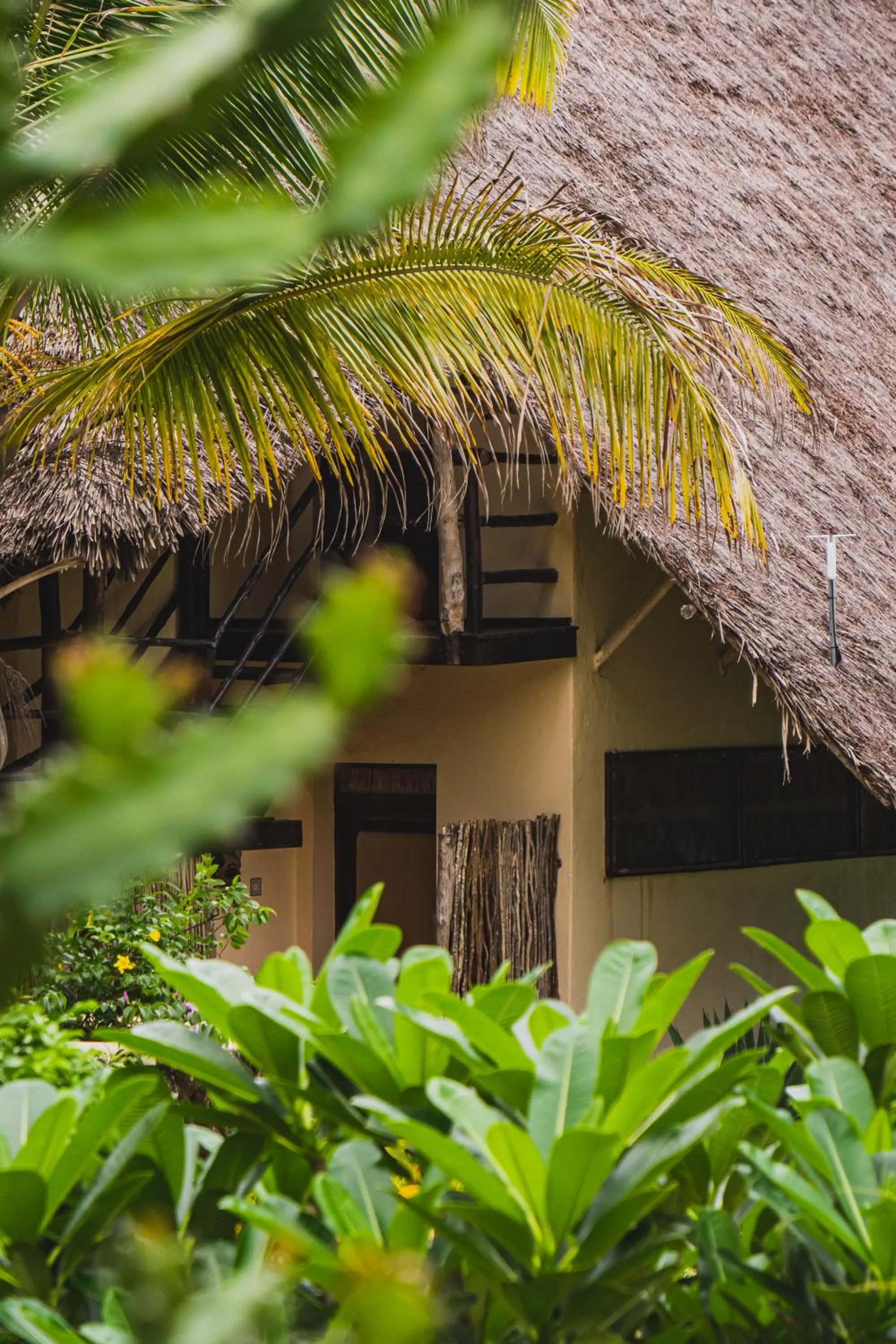 Property building in Sunshine Marine Lodge