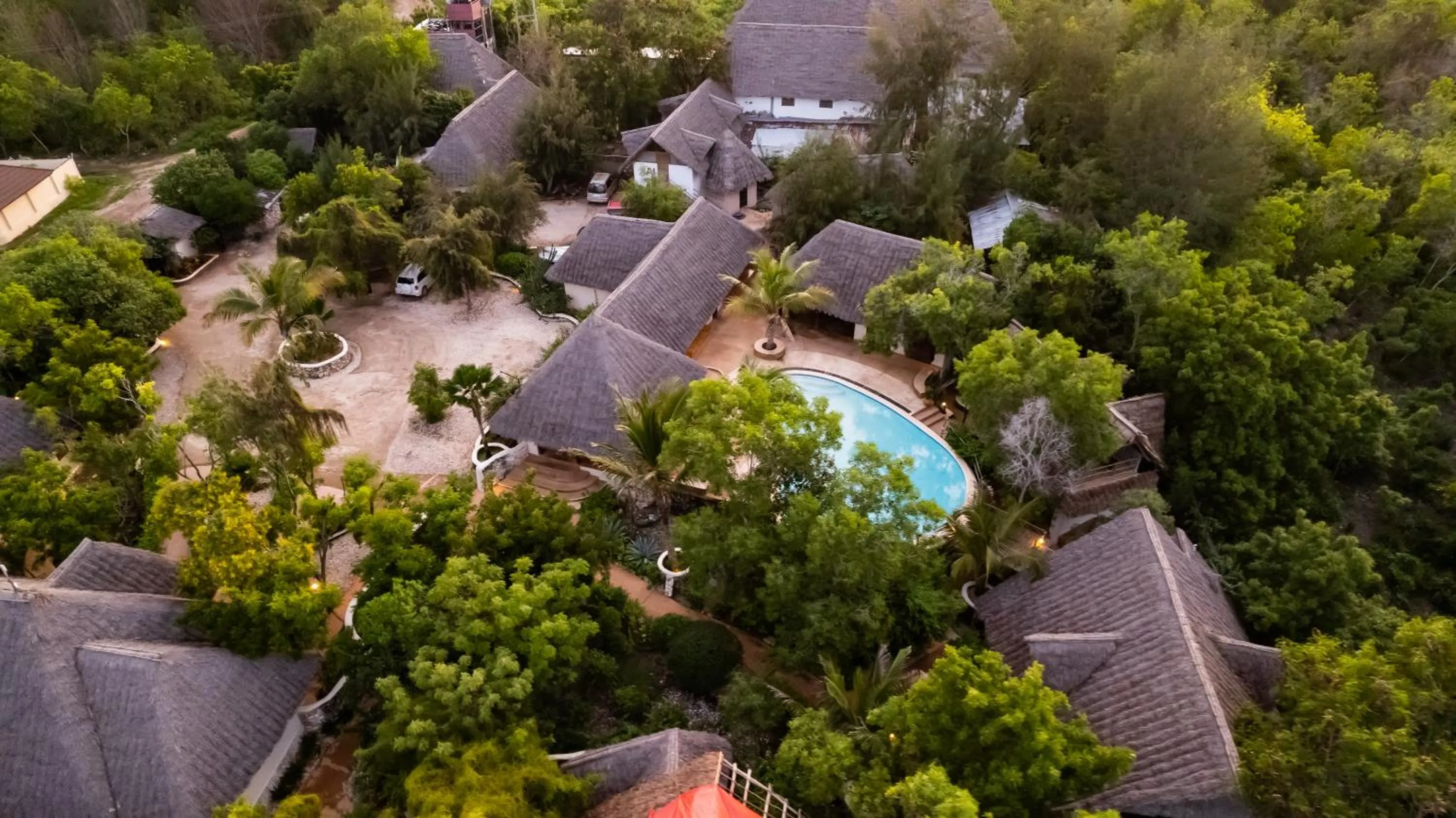 Property building in Sunshine Marine Lodge