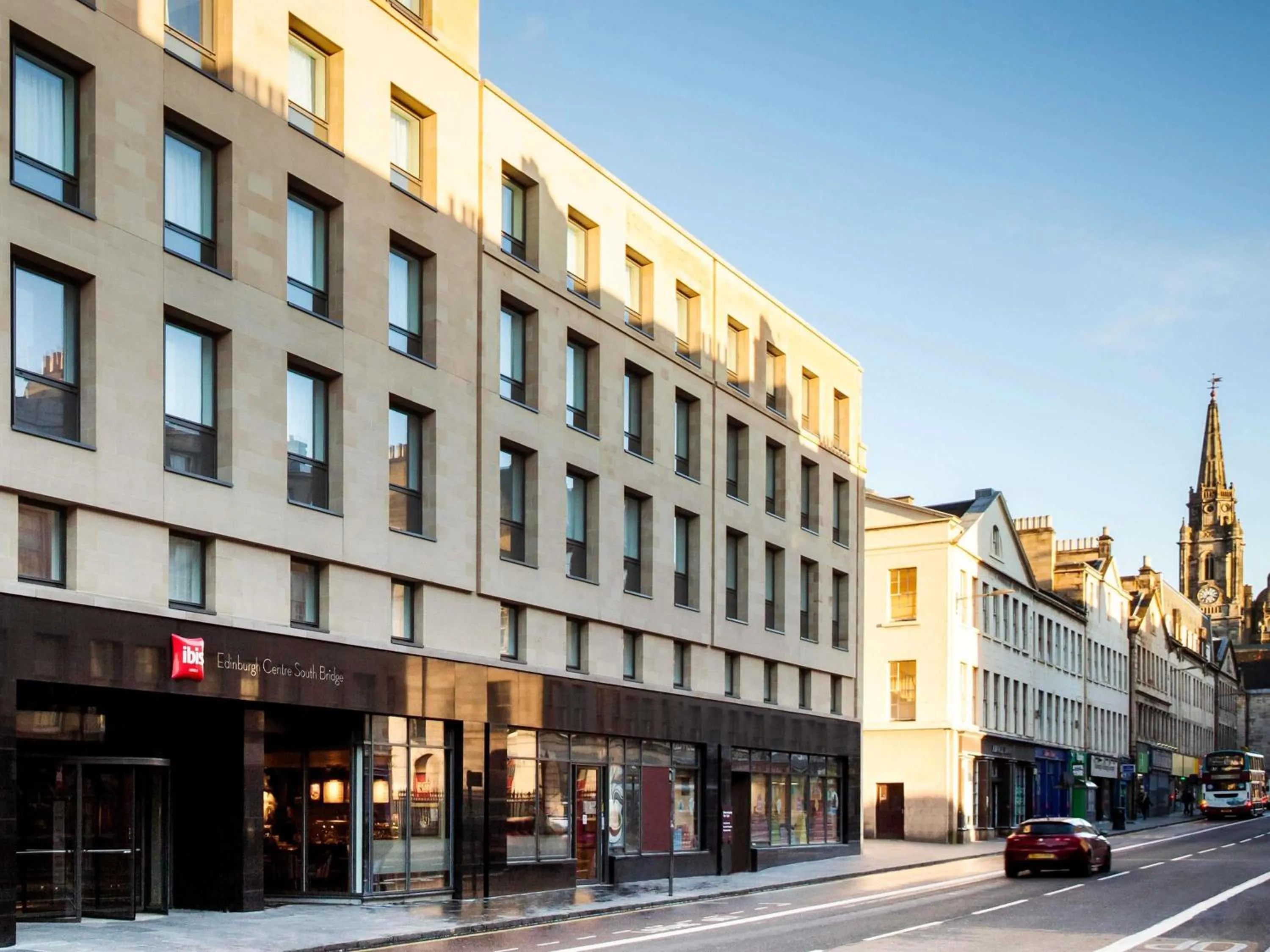 Property building in ibis Edinburgh Centre South Bridge – Royal Mile