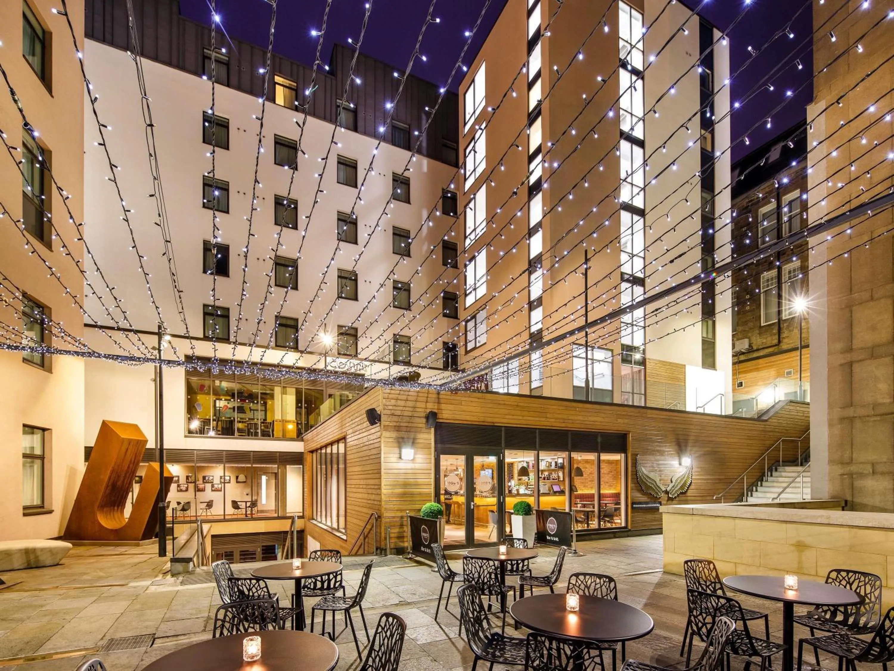 Lounge or bar in ibis Edinburgh Centre South Bridge – Royal Mile