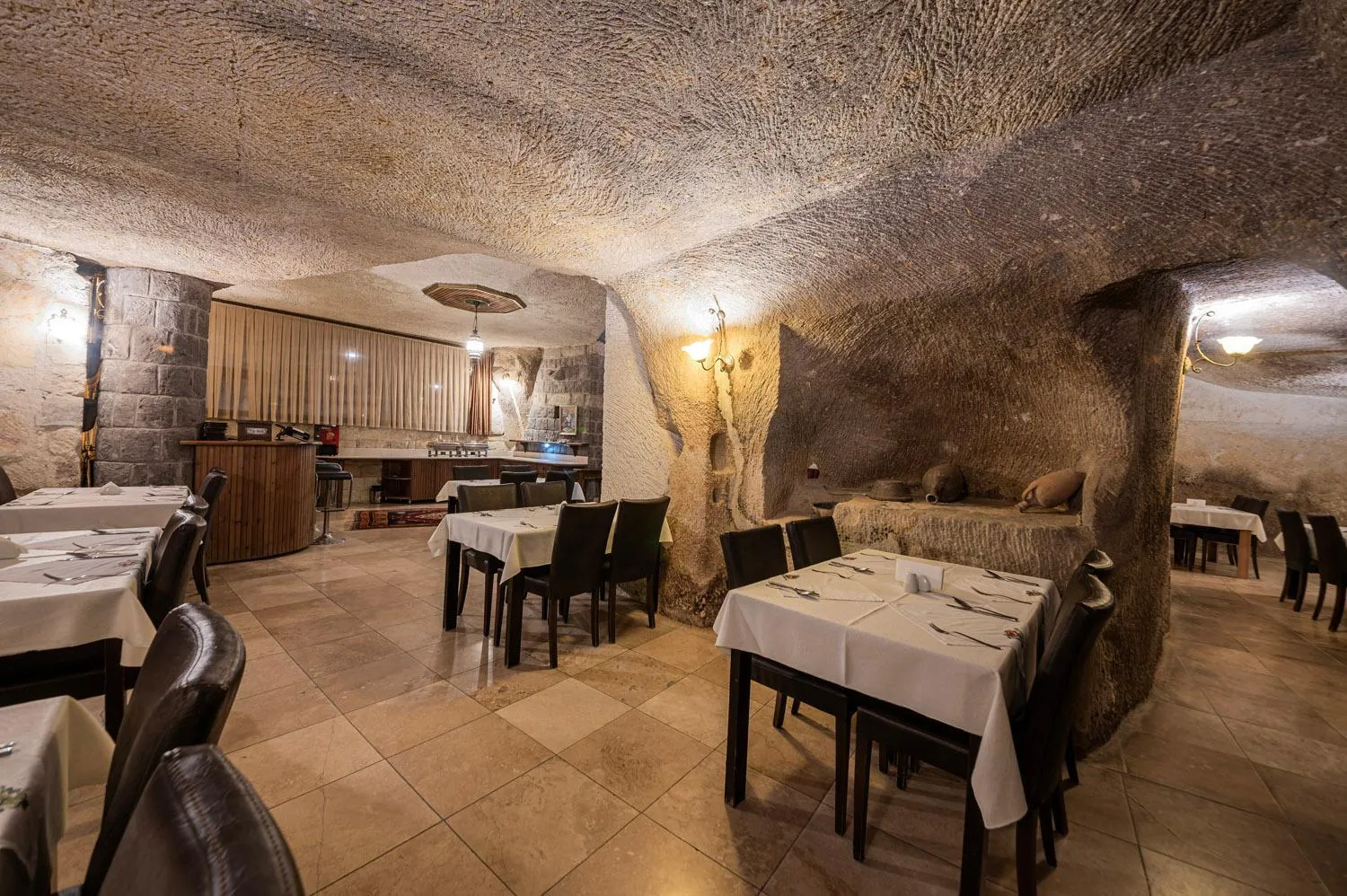 Restaurant/places to eat, Bed in Konak Bezirhane Cave Otel