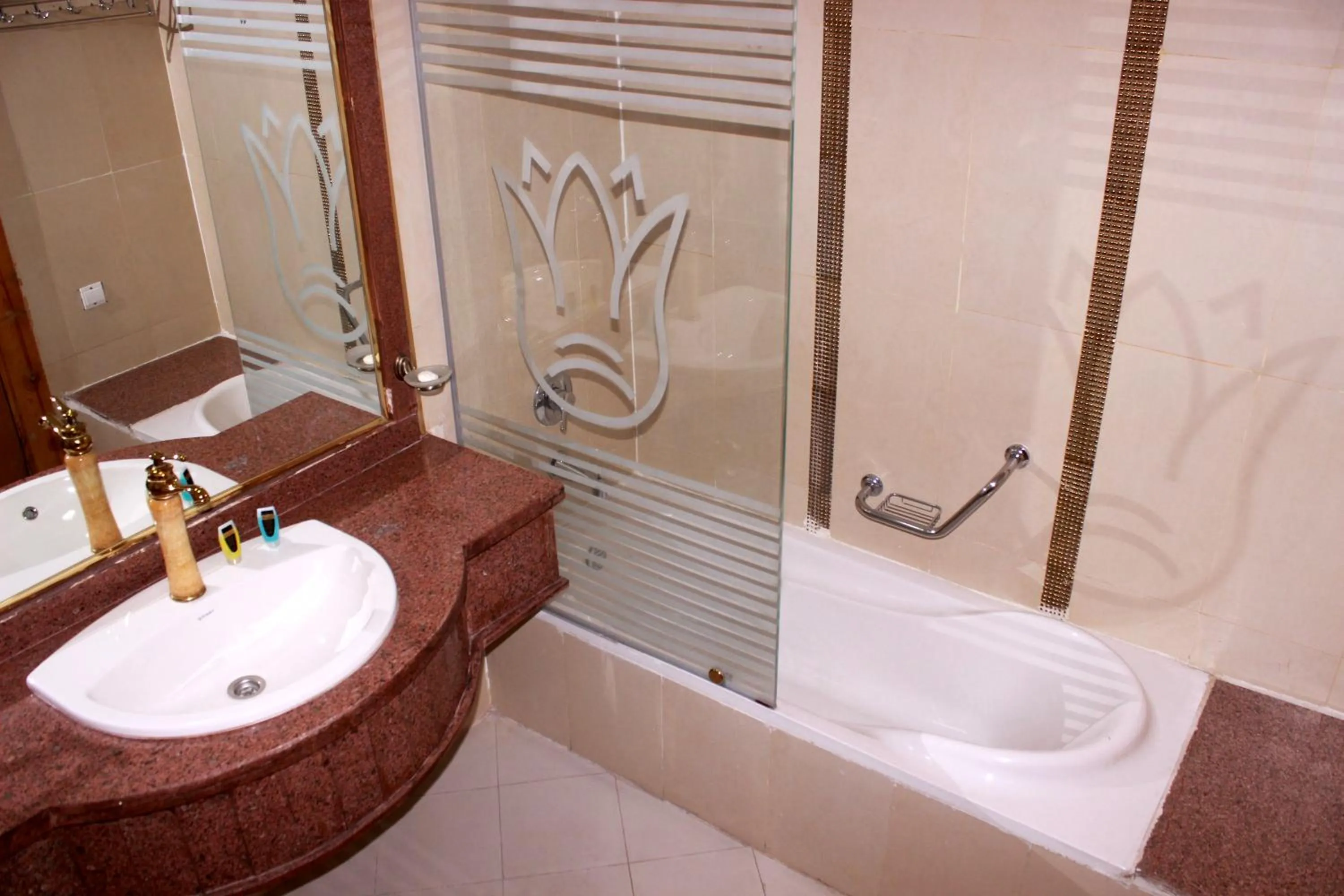 Bathroom in Regency Pyramids Hotel
