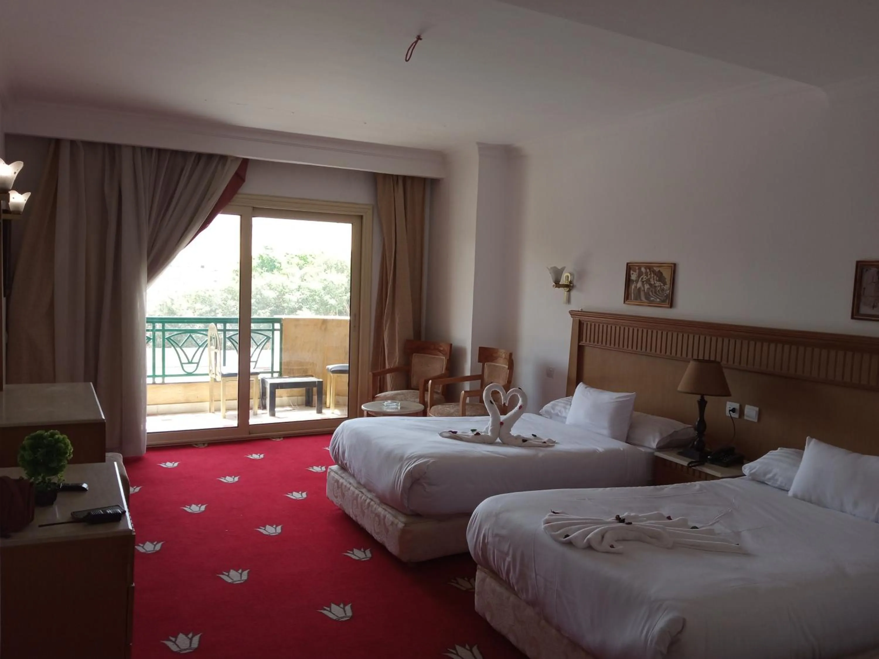 Photo of the whole room, Bed in Regency Pyramids Hotel