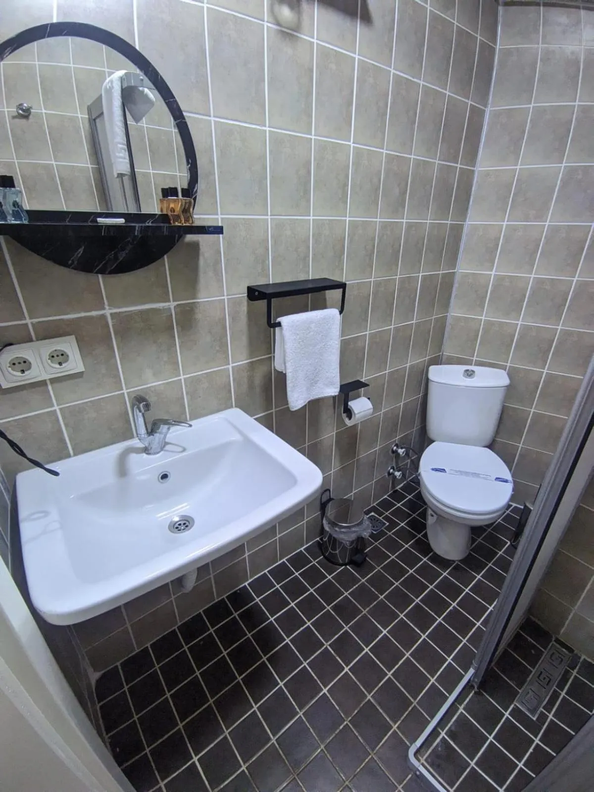 Shower in Rumeli Konak Butik Otel