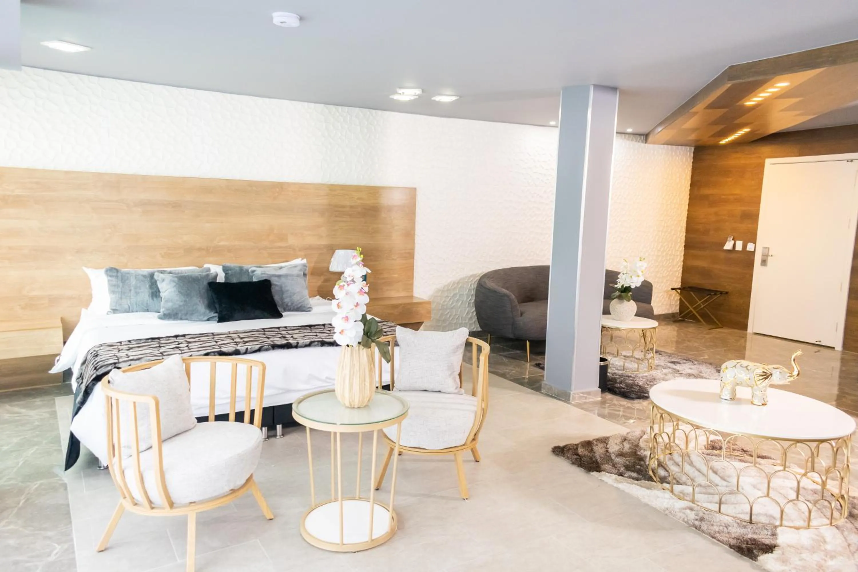 Lake view in KH Hotel Boutique