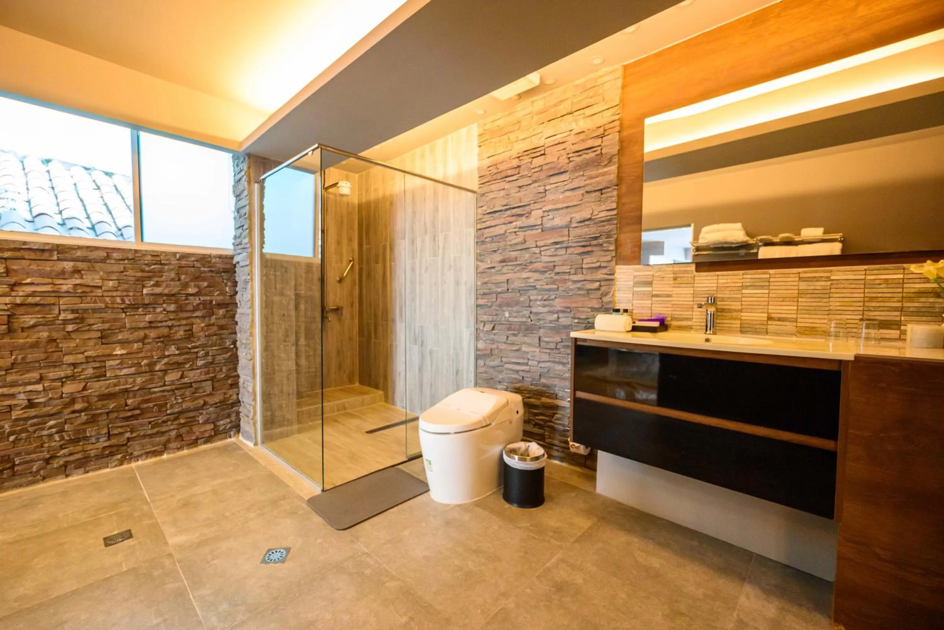 Bathroom in KH Hotel Boutique