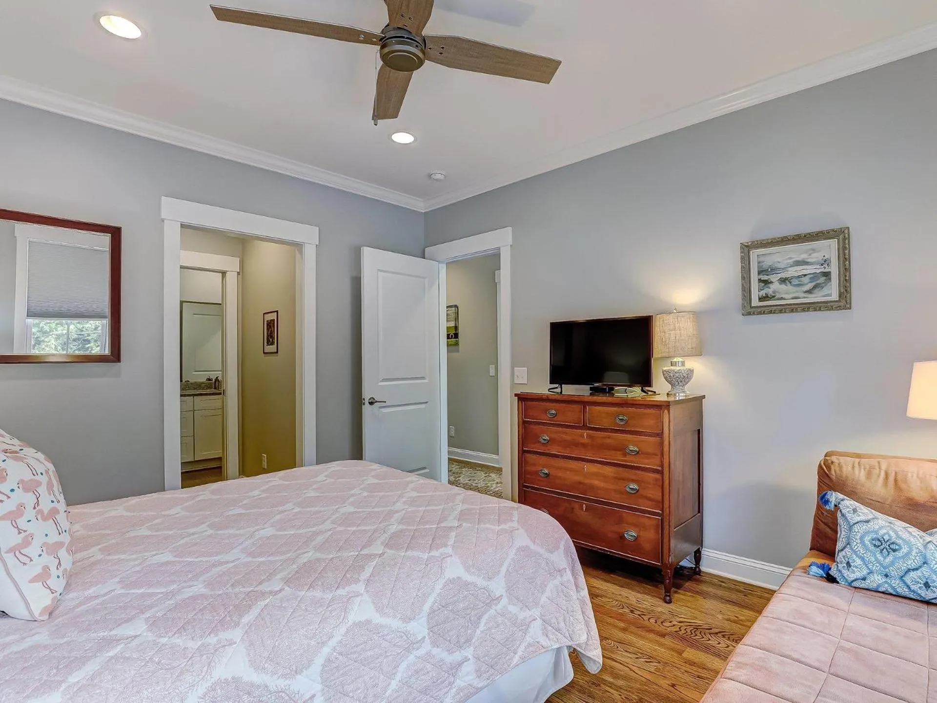 Bed in Oyster Shooter