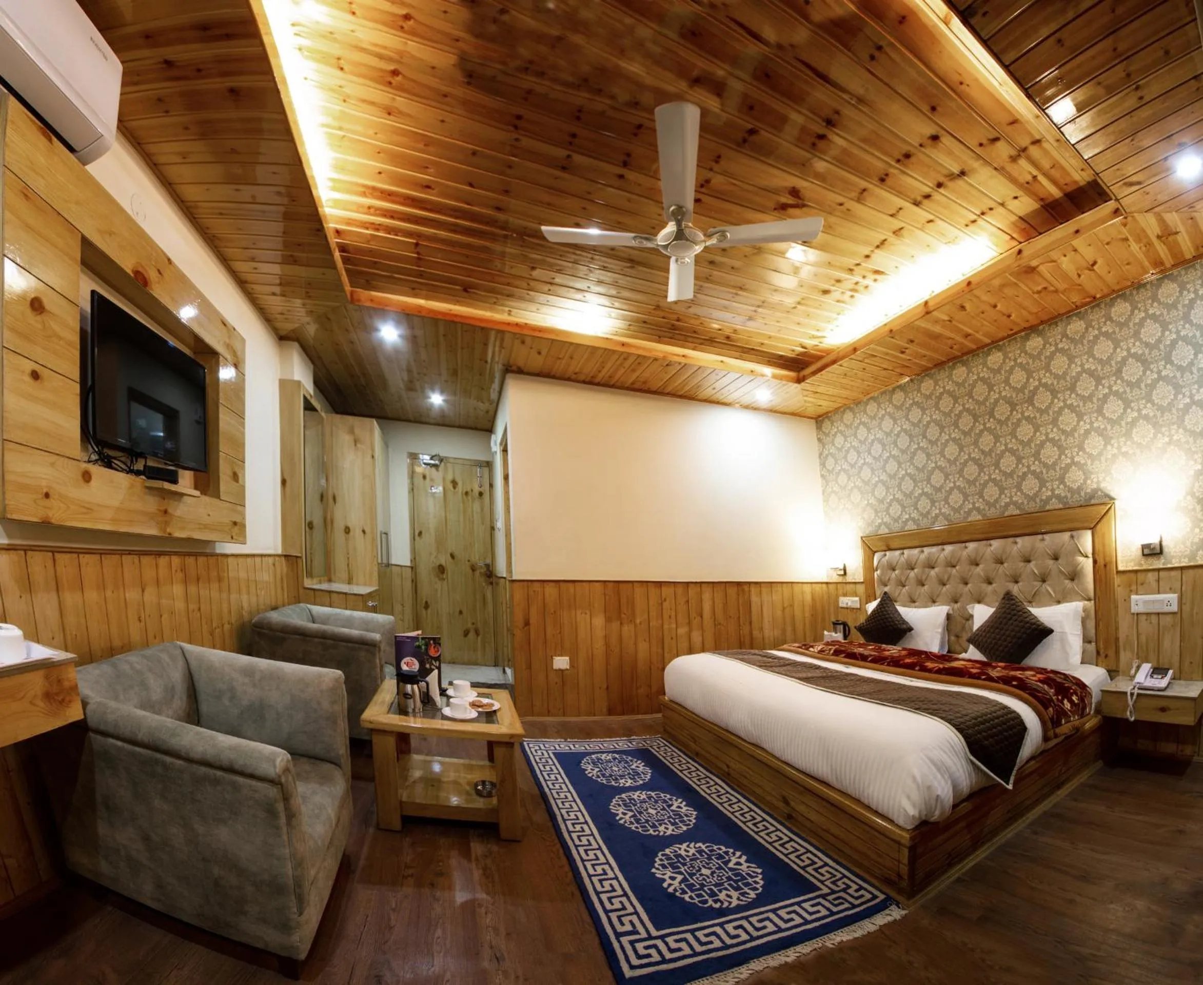Superior Double Room in Hotel Hukam's Holiday Home