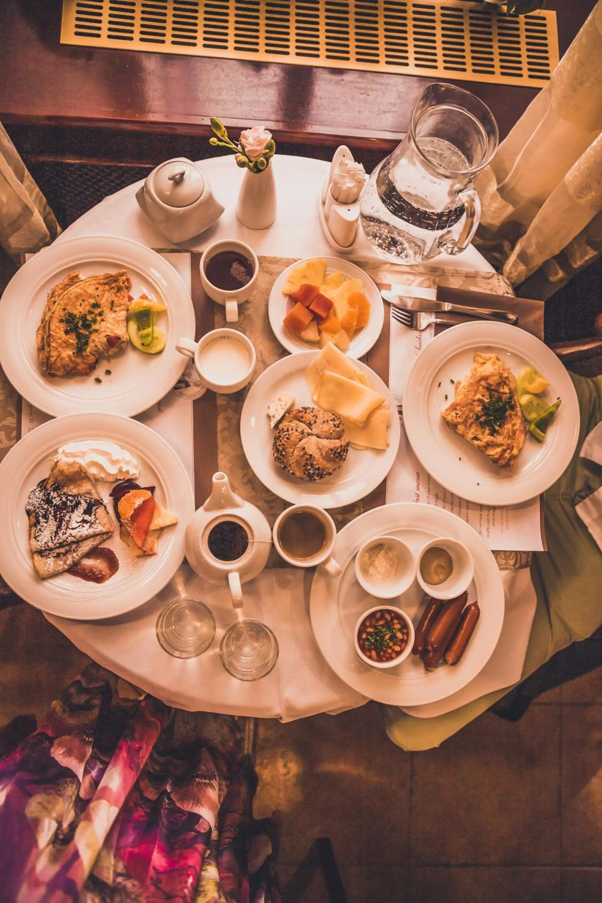 Food and drinks in Boutique Hotel Constans