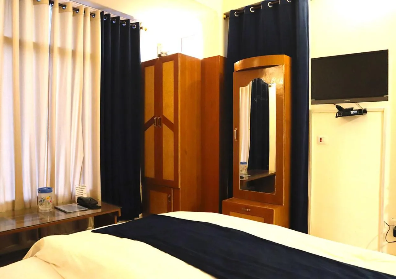 Bedroom in Hotel Sanawar View