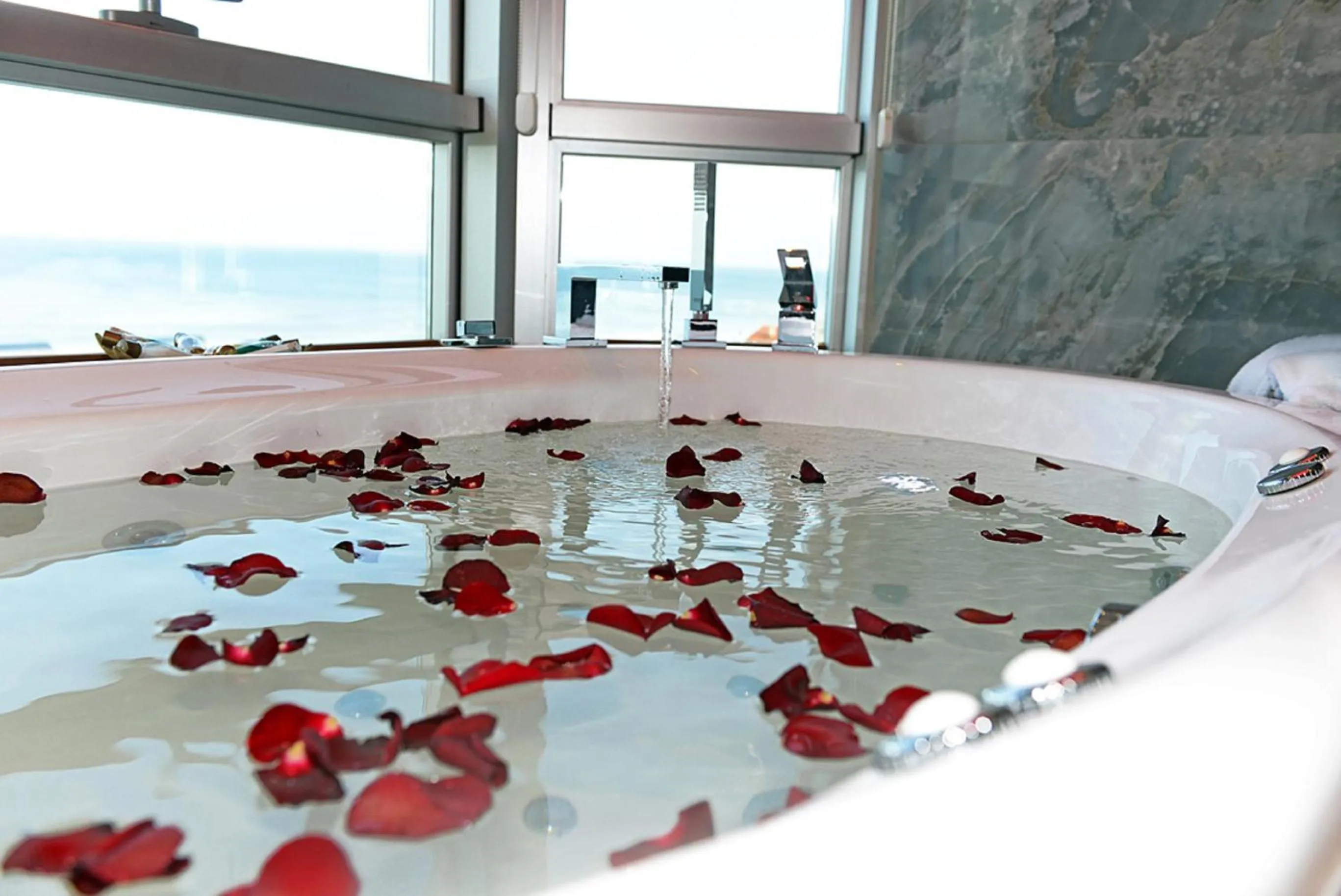 Bathroom in Grand Amisos Hotel