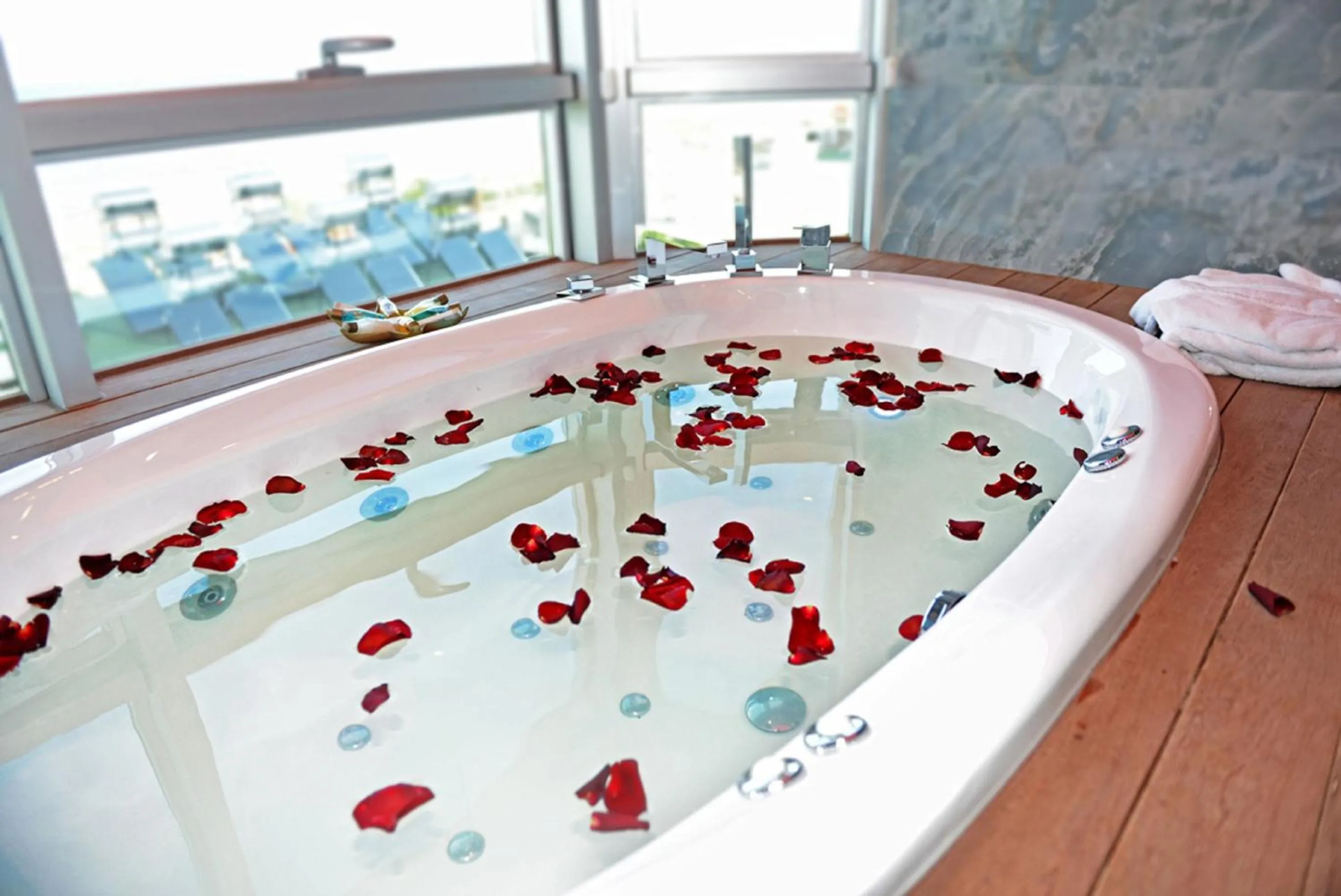Bathroom in Grand Amisos Hotel