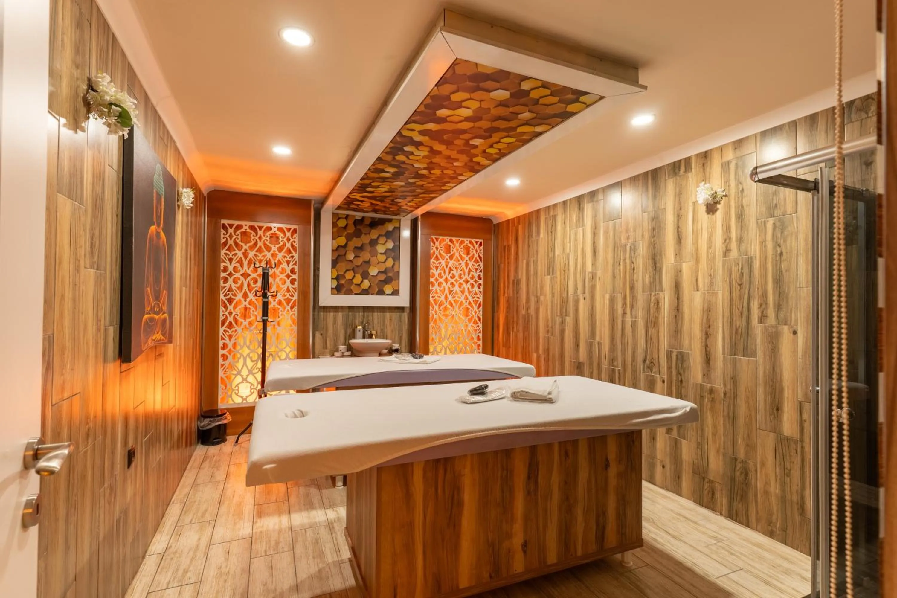 Massage in Fengo Hotel & Spa