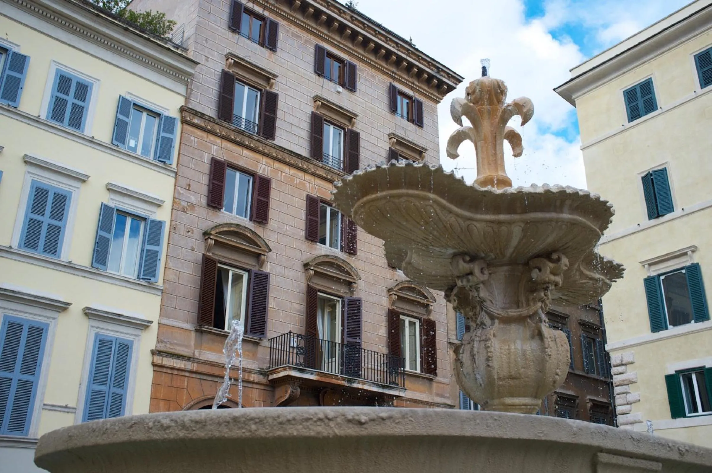 Property building in V Collection Piazza Farnese Luxury Suites