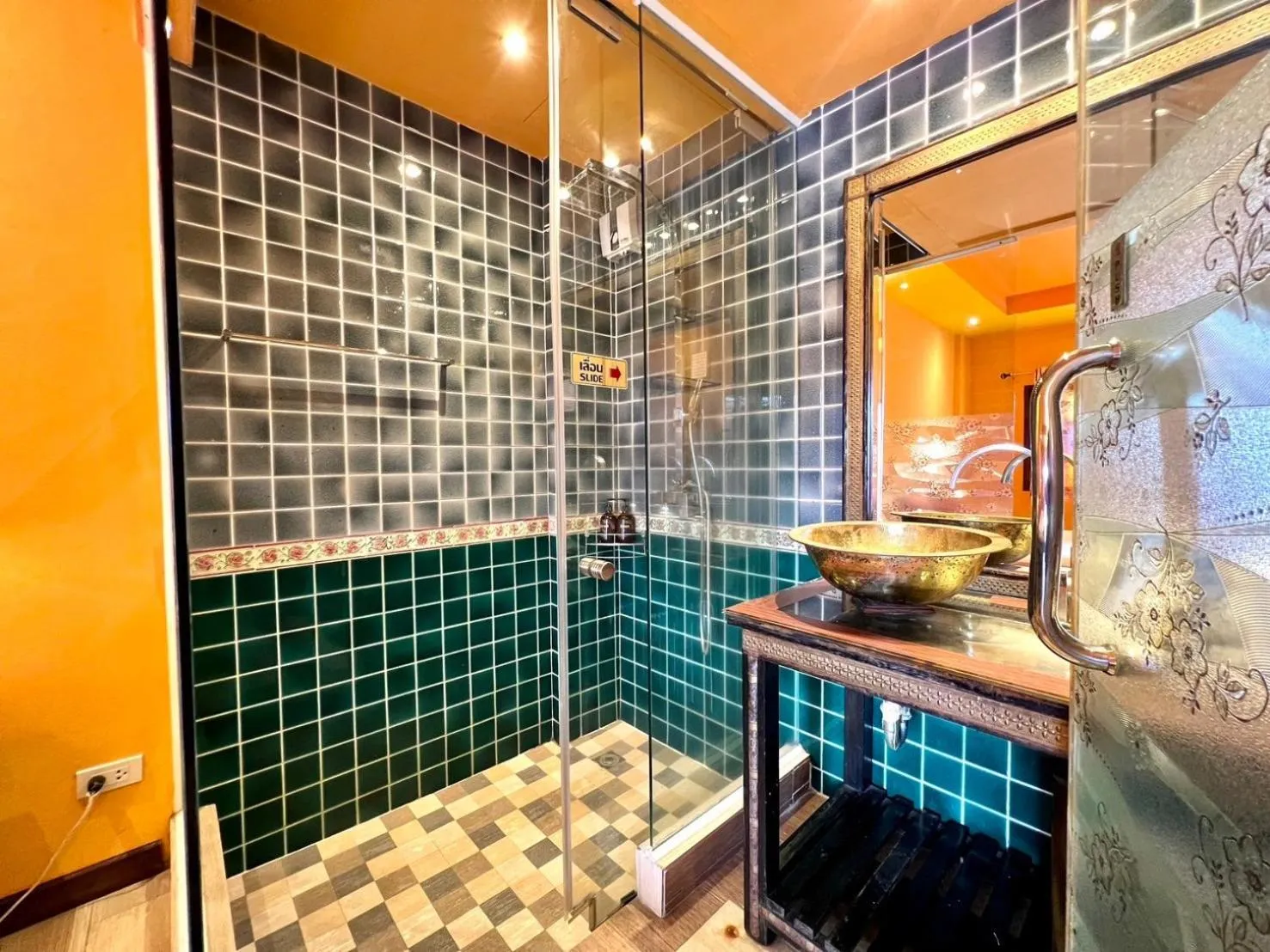 Changpuak Boutique House