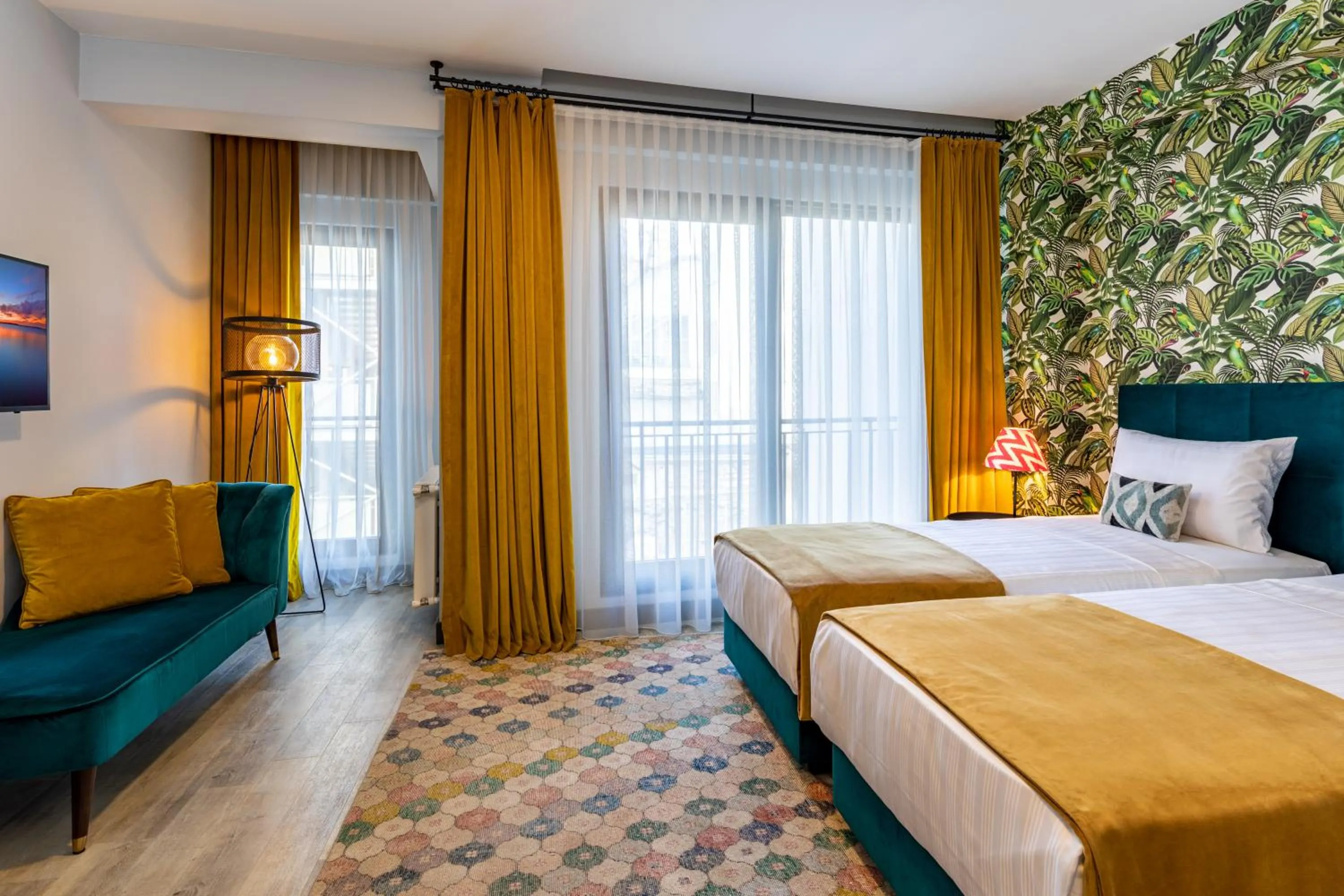 Bed in Green Parrot Hotel Istanbul