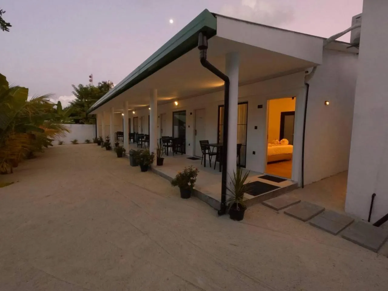 Property building in Belvedere Thoddoo