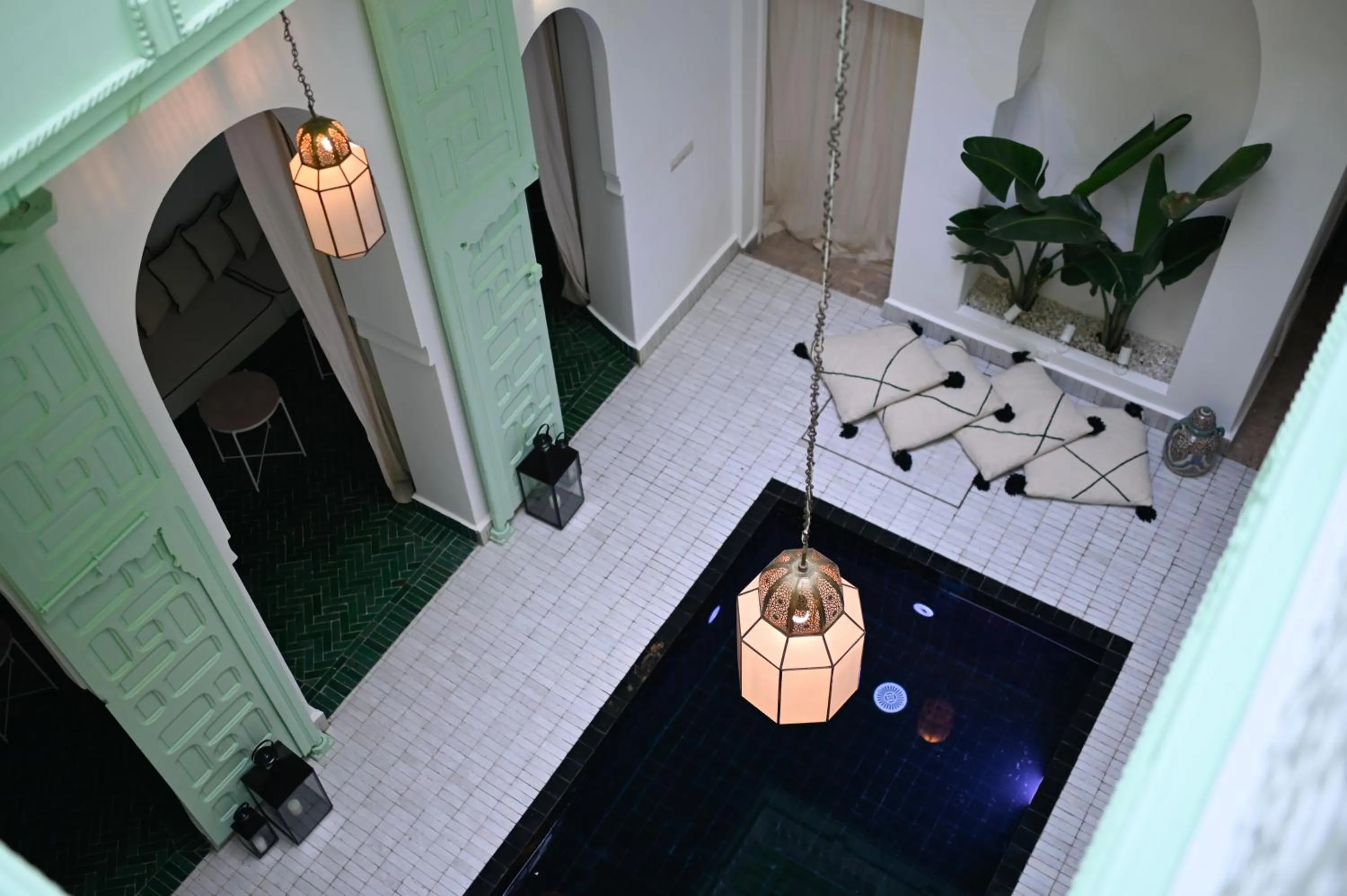 Swimming pool in Riad Dar Rabiaa