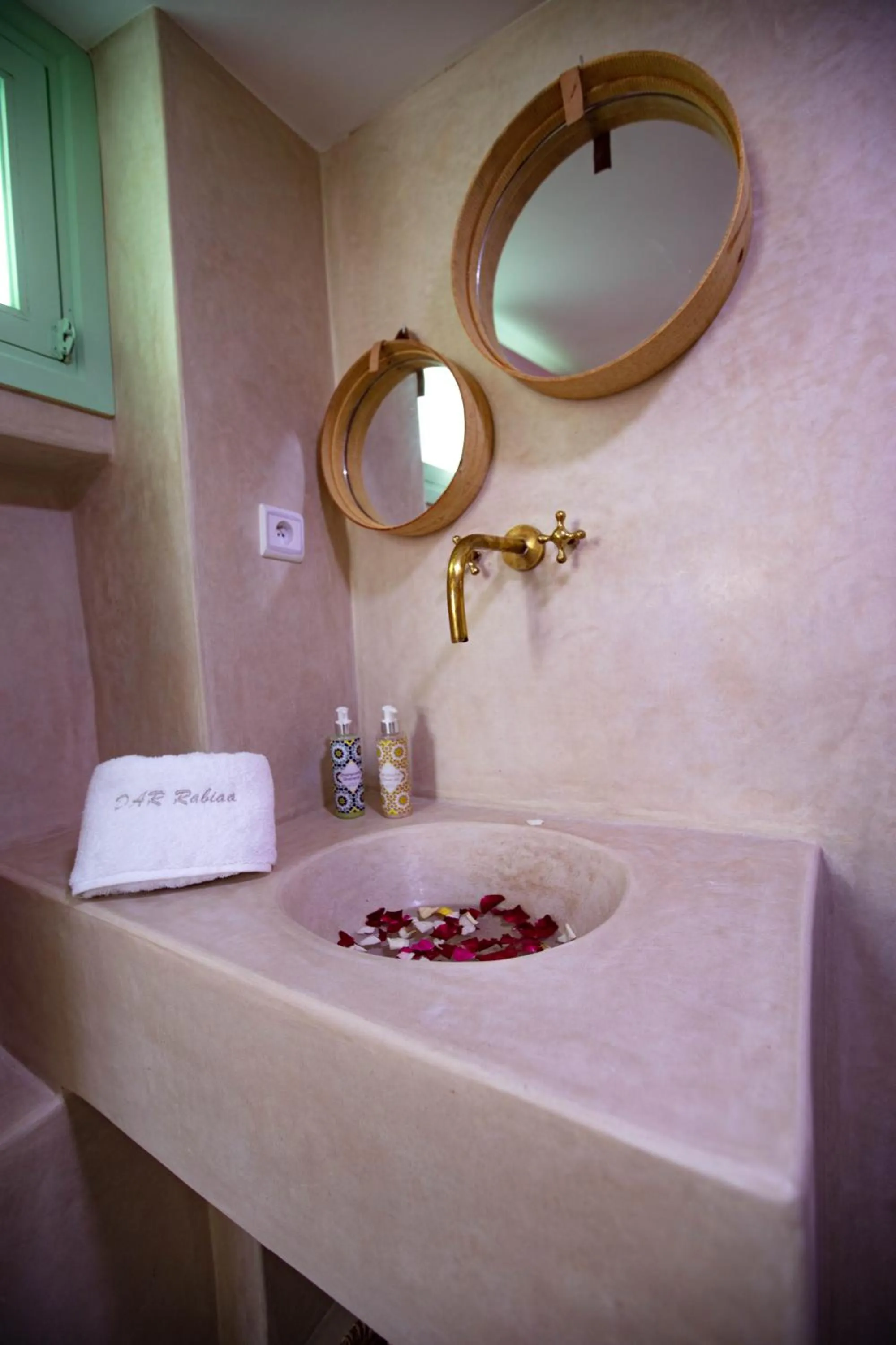 Bathroom in Riad Dar Rabiaa
