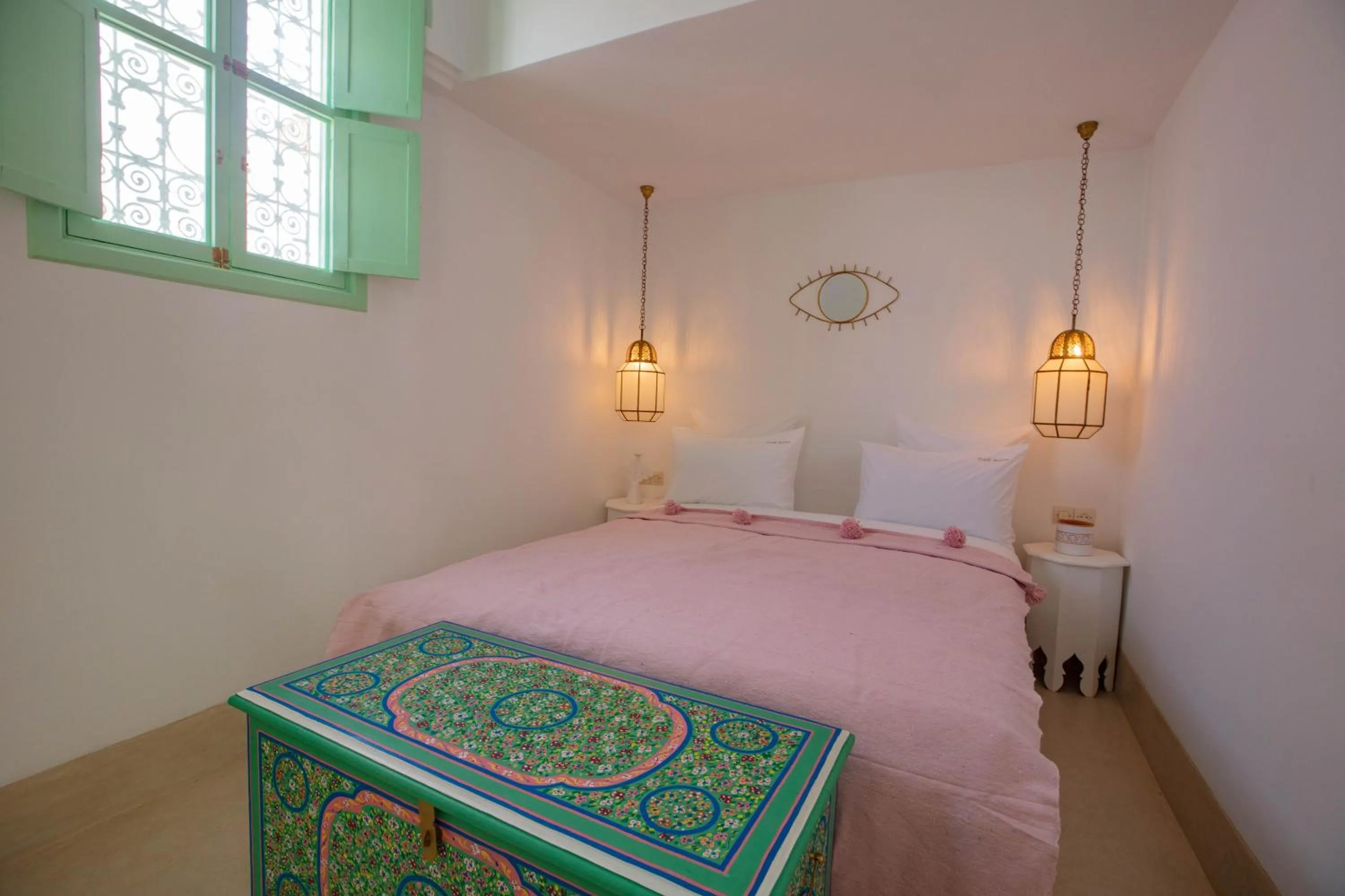 Photo of the whole room, Bed in Riad Dar Rabiaa
