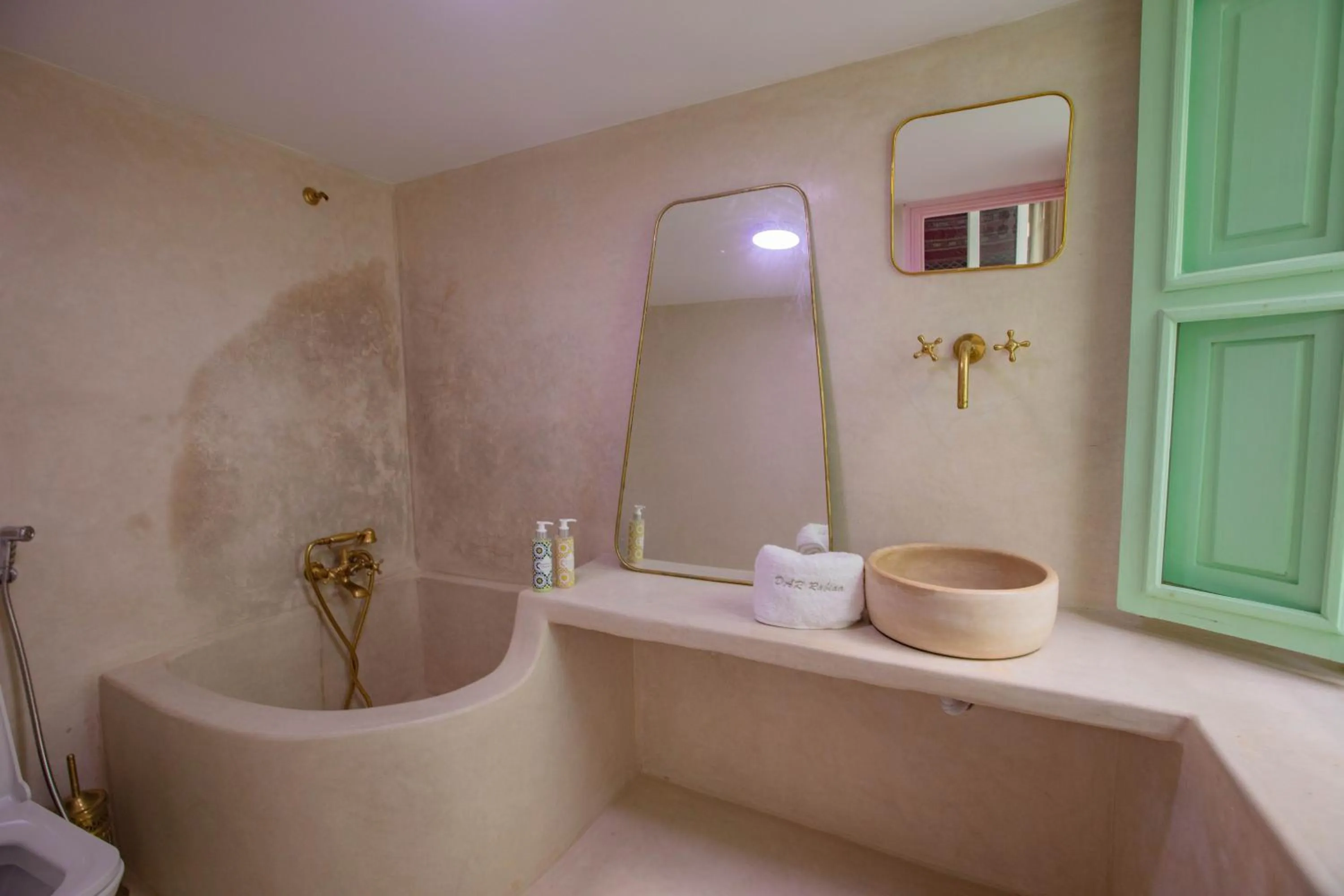 Bathroom in Riad Dar Rabiaa