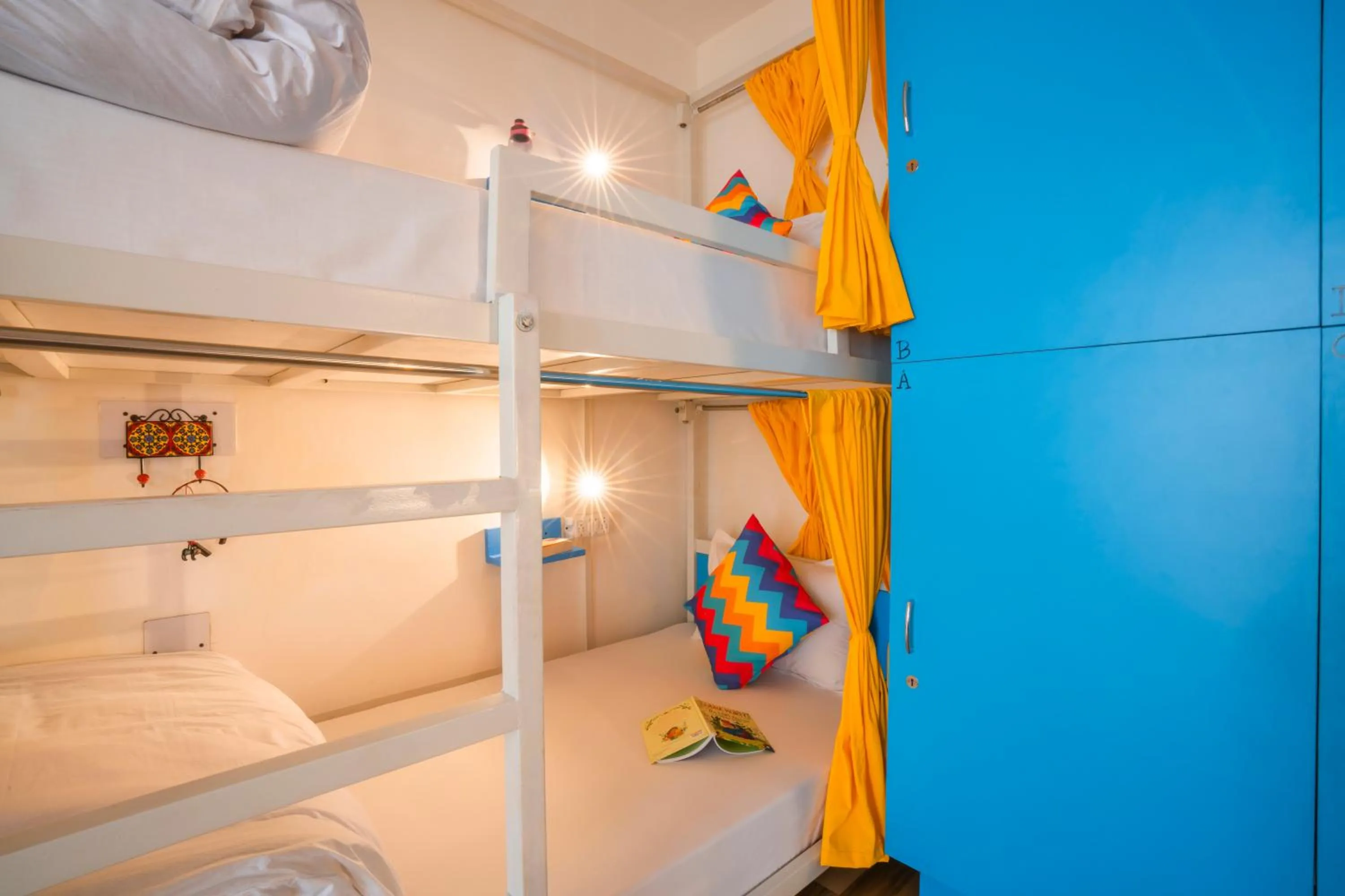 Bed in goSTOPS Nainital