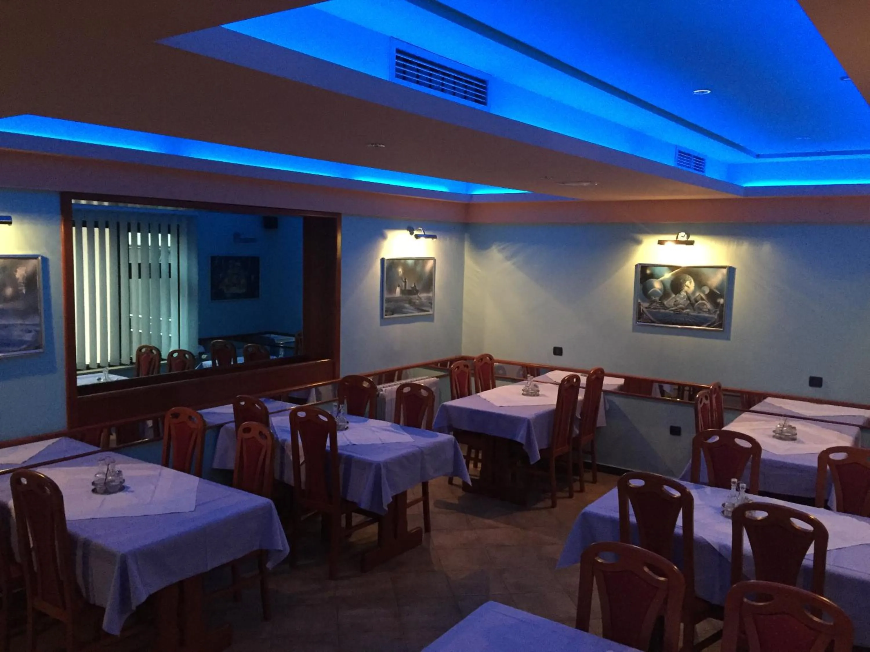 Restaurant/places to eat in Guesthouse Varnica