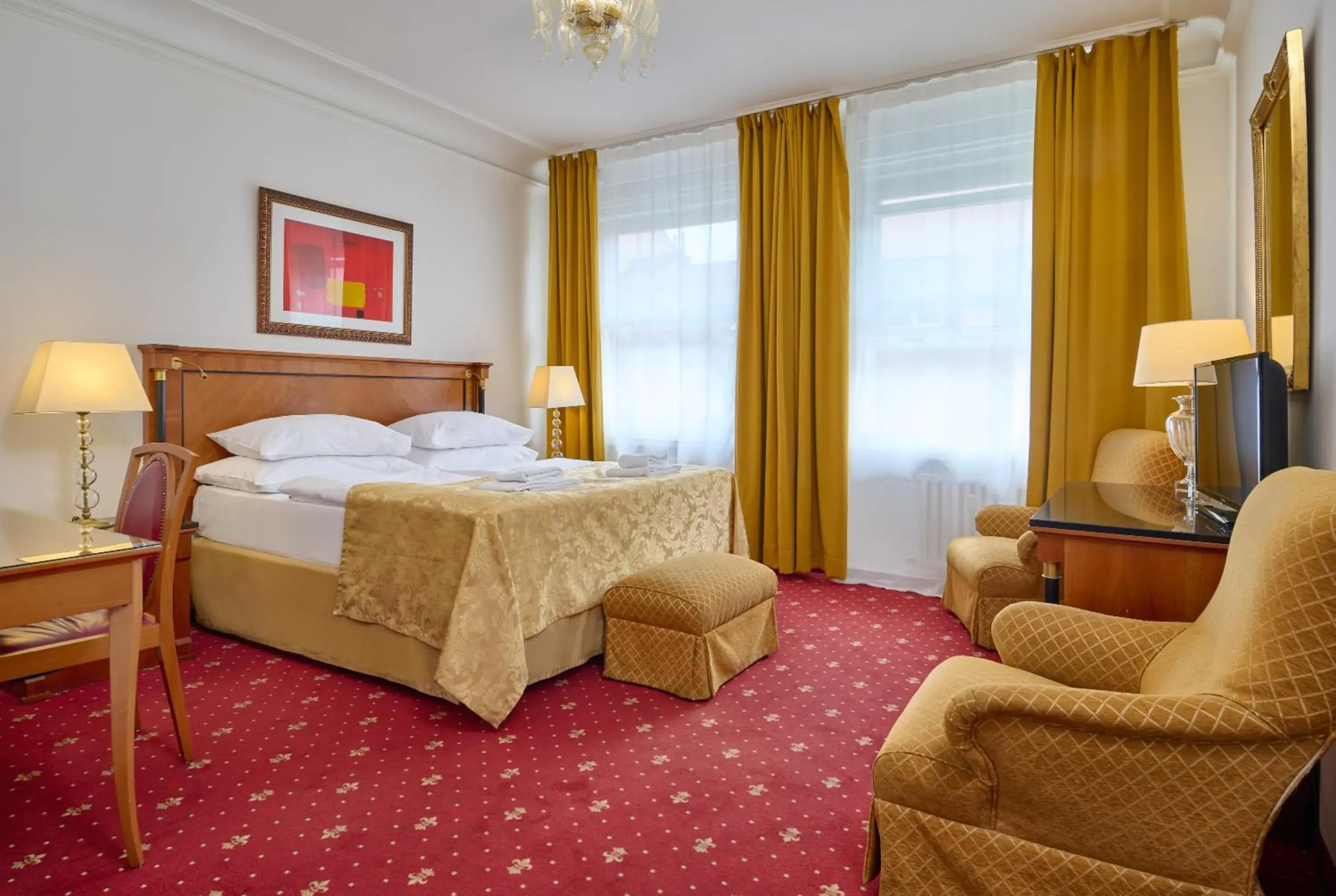 Family Room (5 Adults) in Hotel Bologna Family Room (5 Adults) in Hotel Bologna