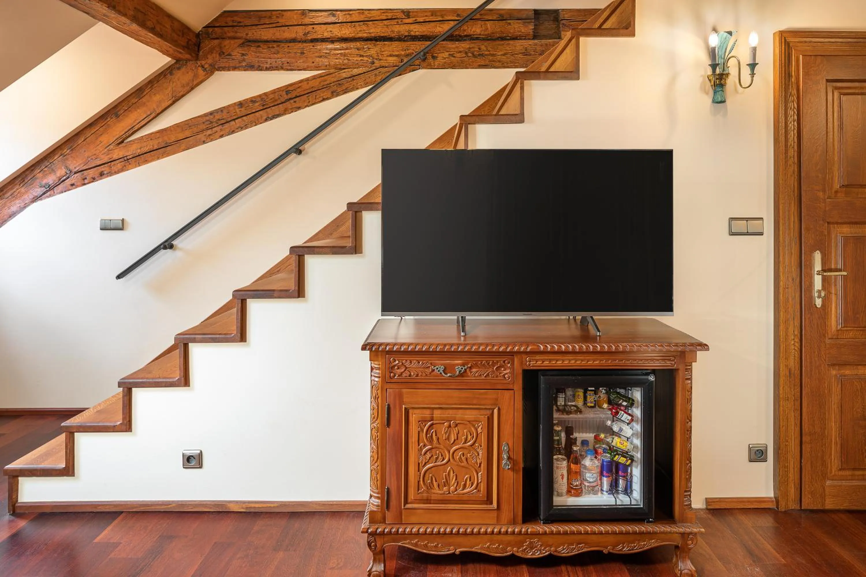 Communal lounge/ TV room in Iron Gate Hotel & Suites Prague by BHG