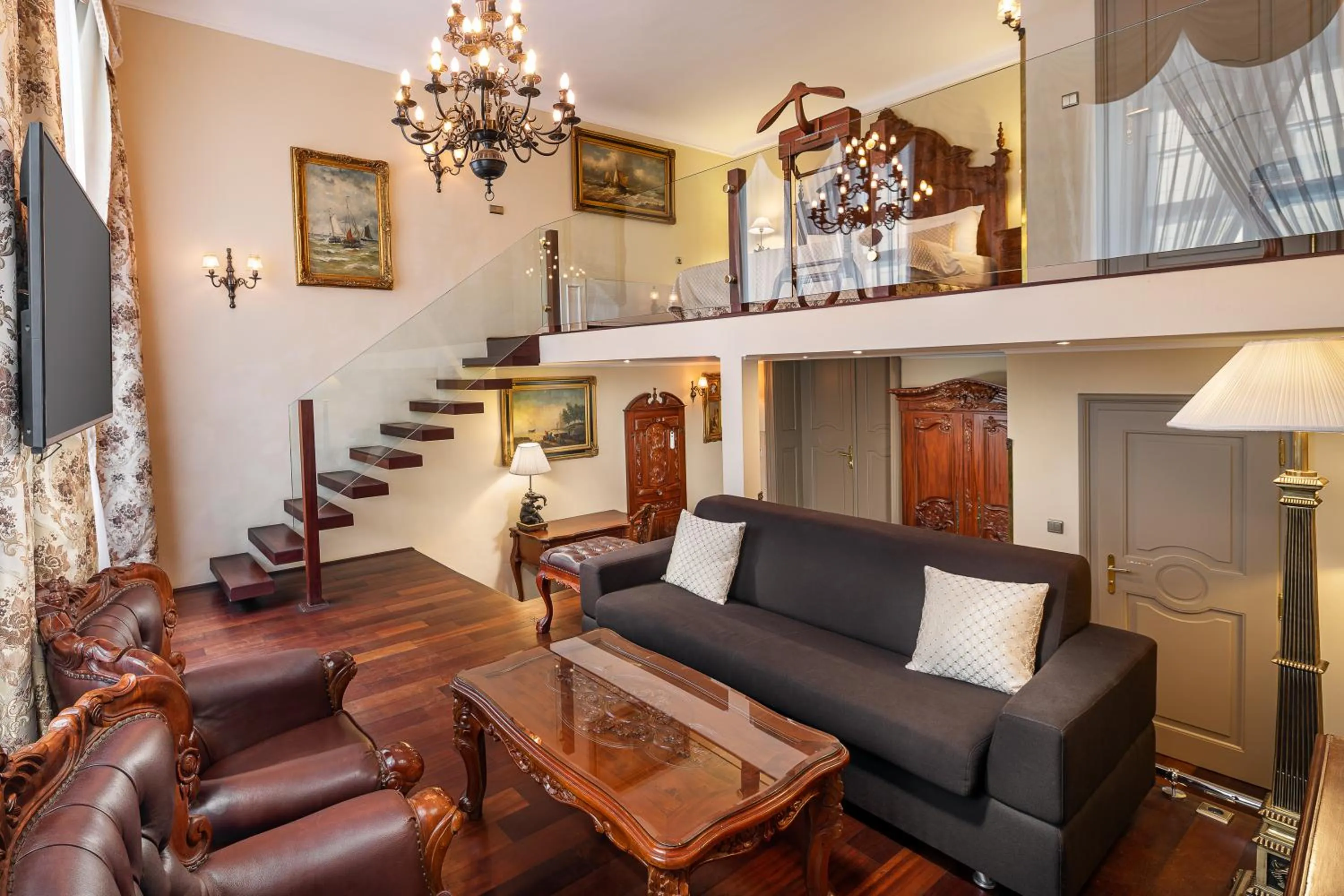 TV and multimedia in Iron Gate Hotel & Suites Prague by BHG