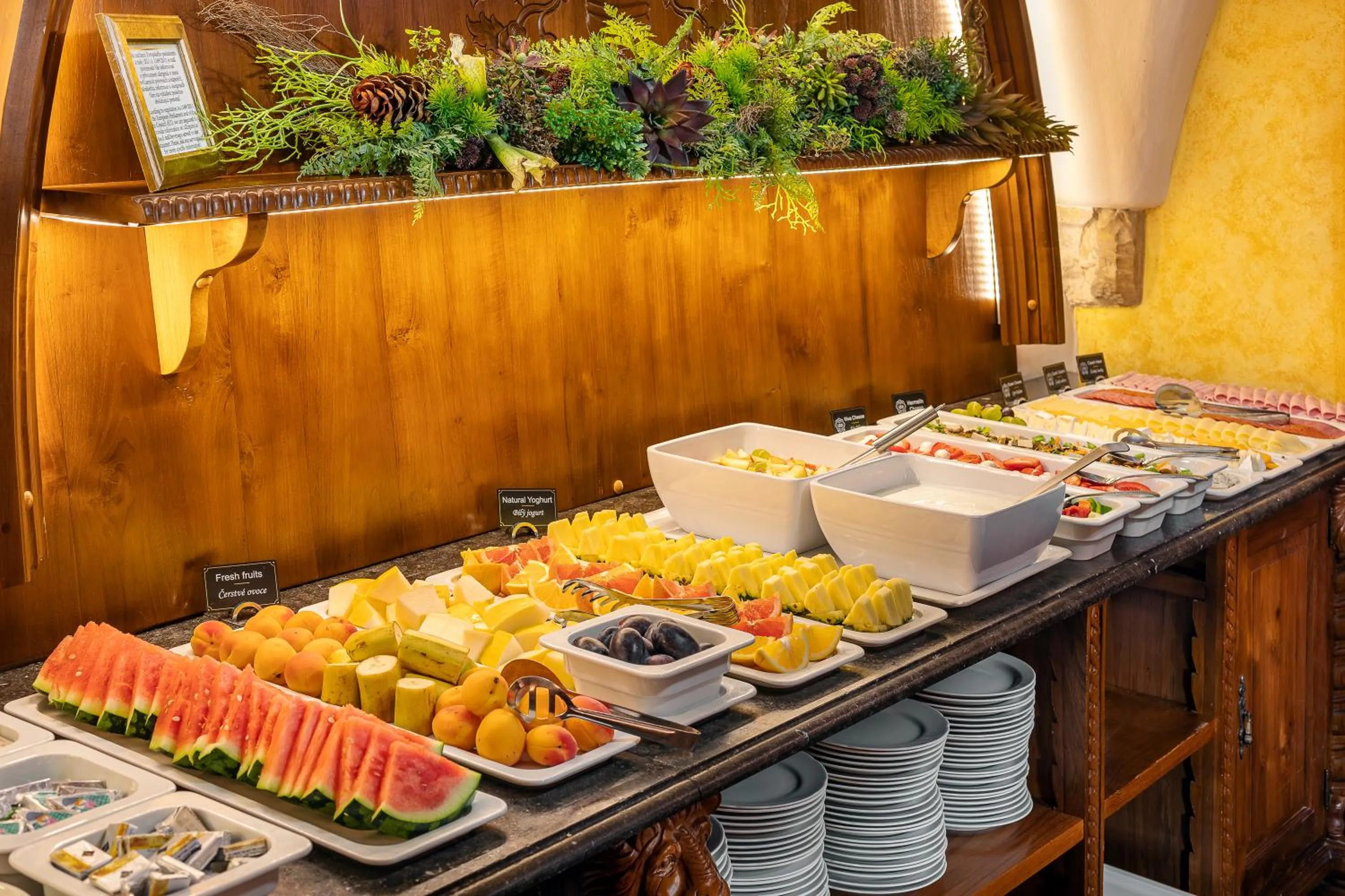 Breakfast in Iron Gate Hotel & Suites Prague by BHG