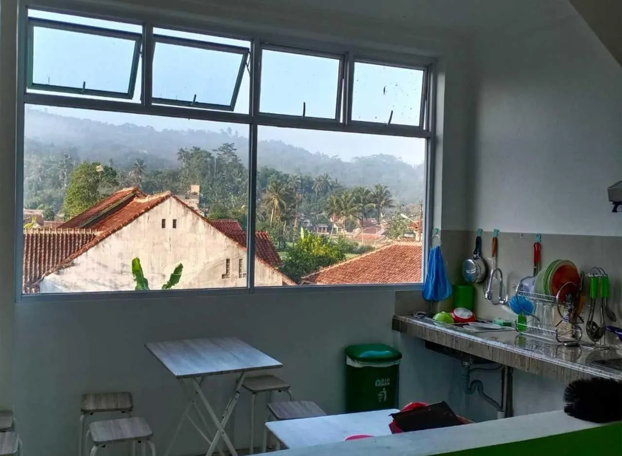 Communal kitchen in DACOSTEL Syariah